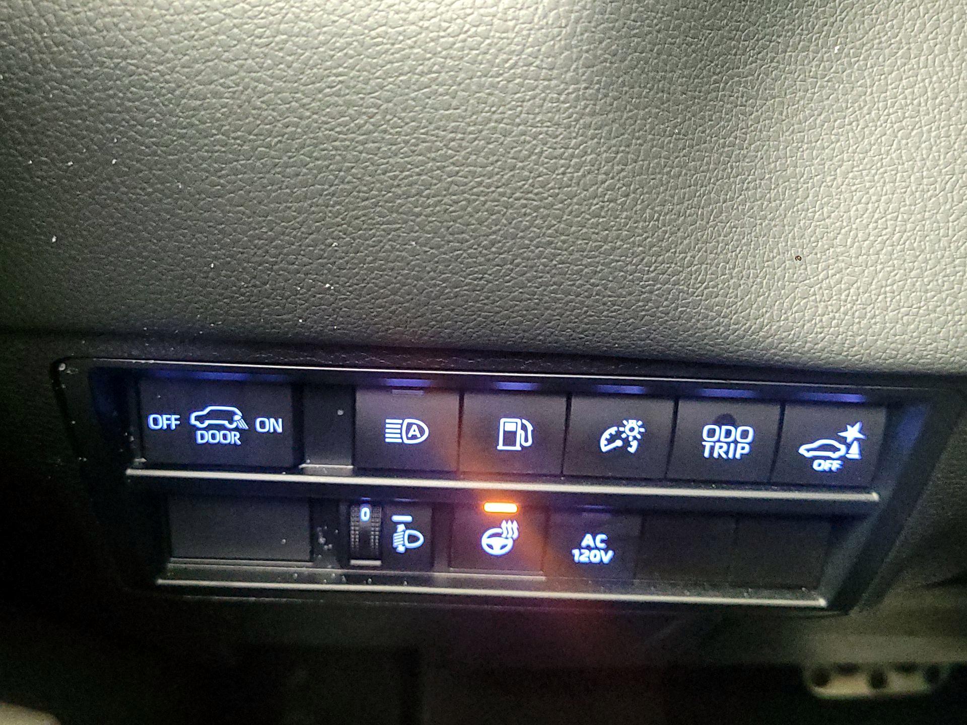 Thumbnail: 2024 Toyota Sequoia - 11