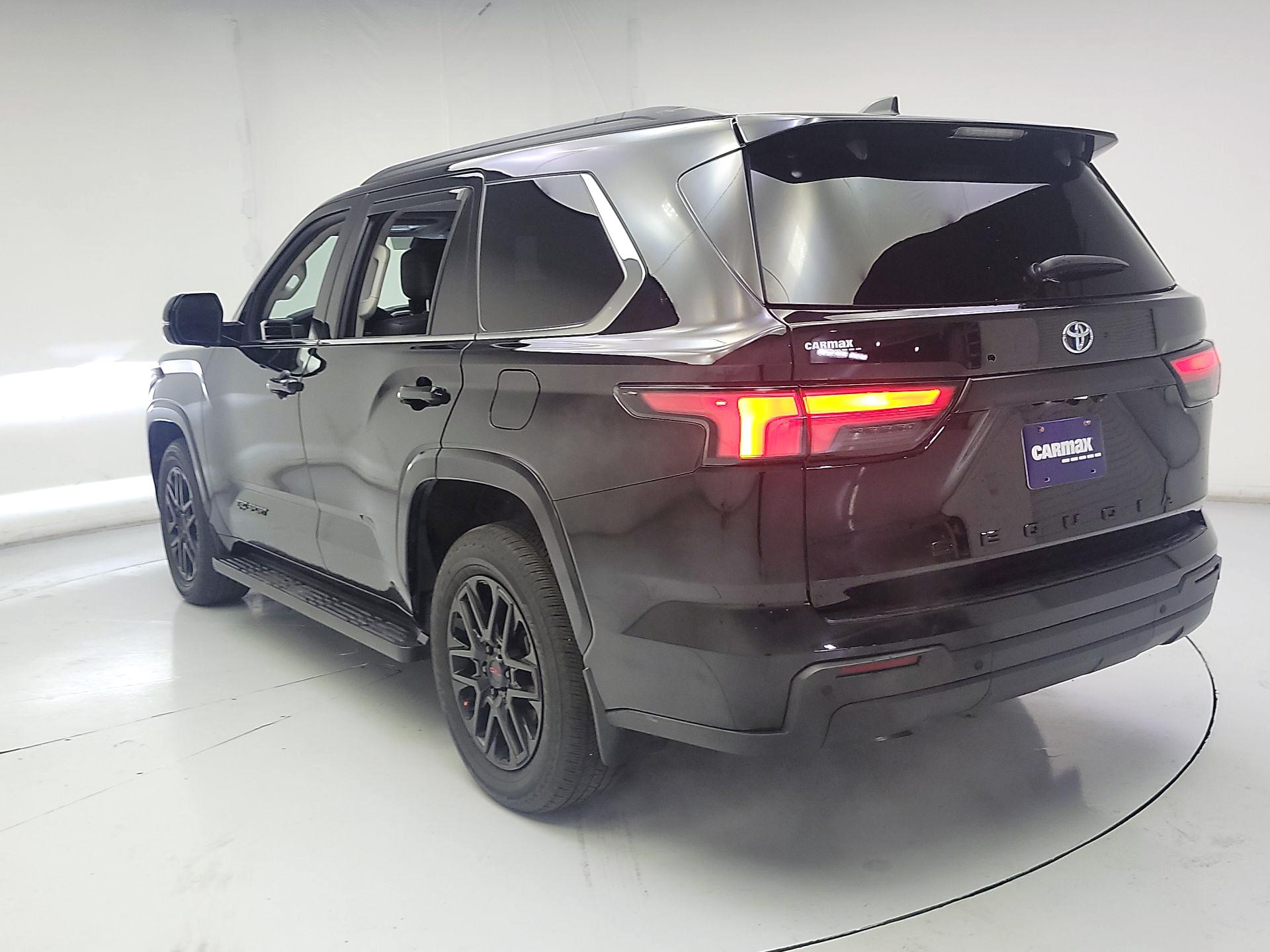 Thumbnail: 2024 Toyota Sequoia - 7