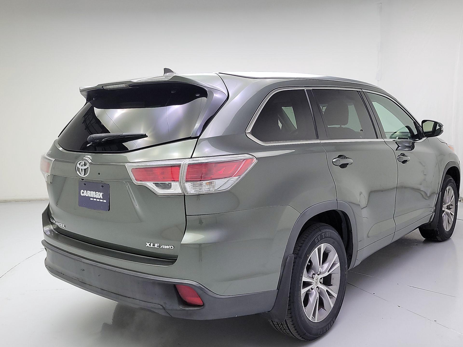 Thumbnail: 2015 Toyota Highlander - 5