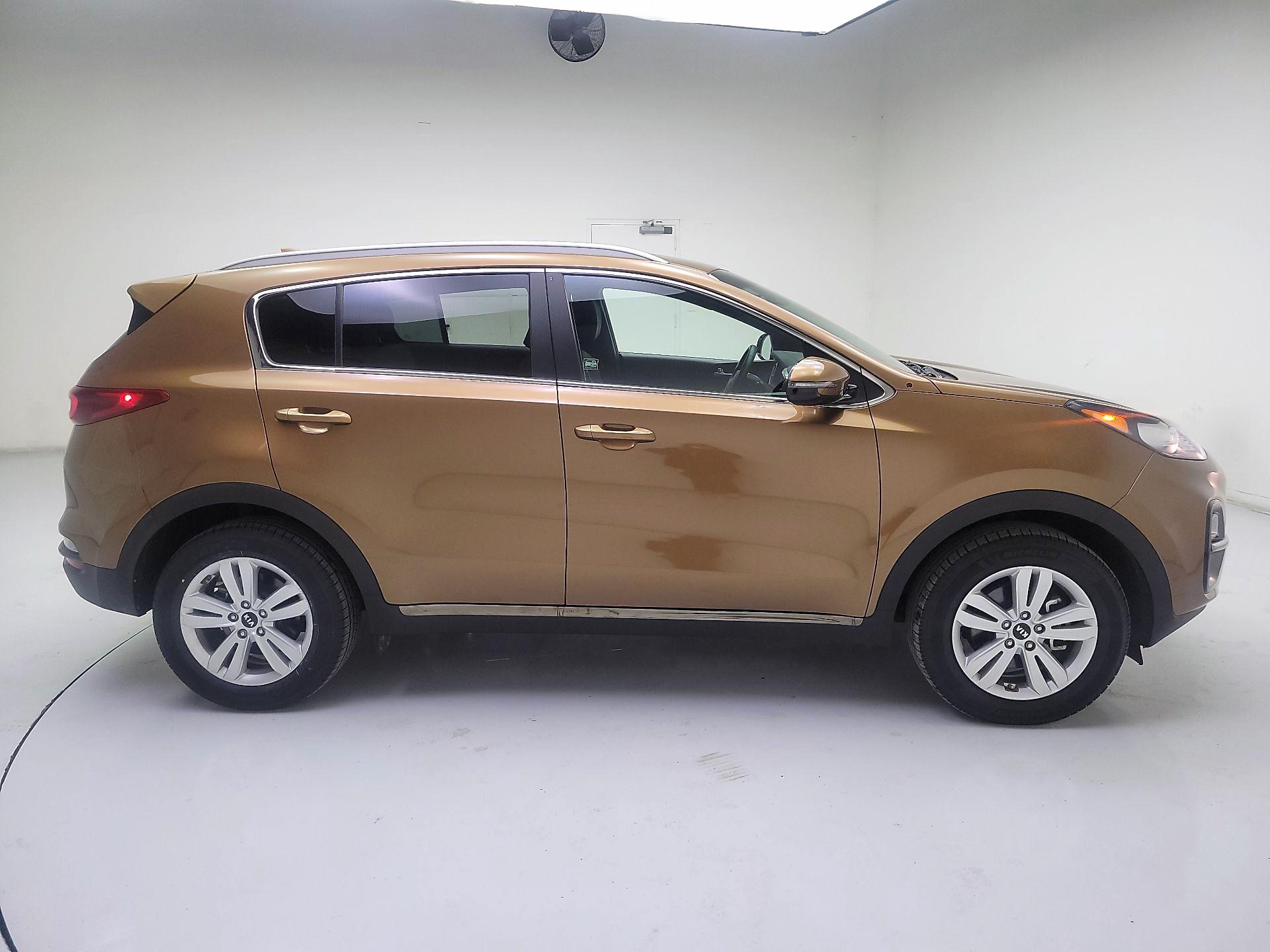 Thumbnail: 2021 Kia Sportage - 4