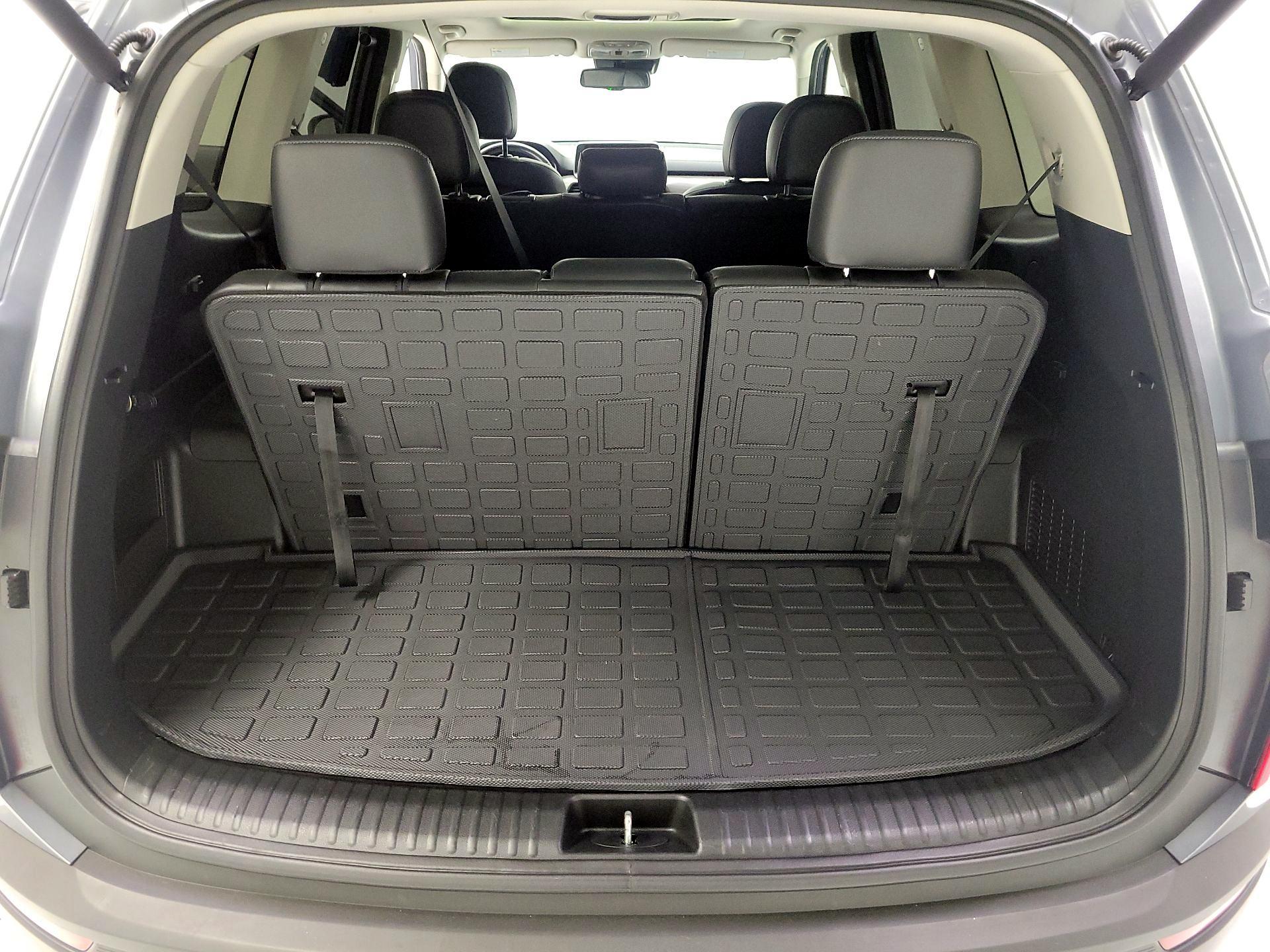 Thumbnail: 2020 Kia Telluride - 20