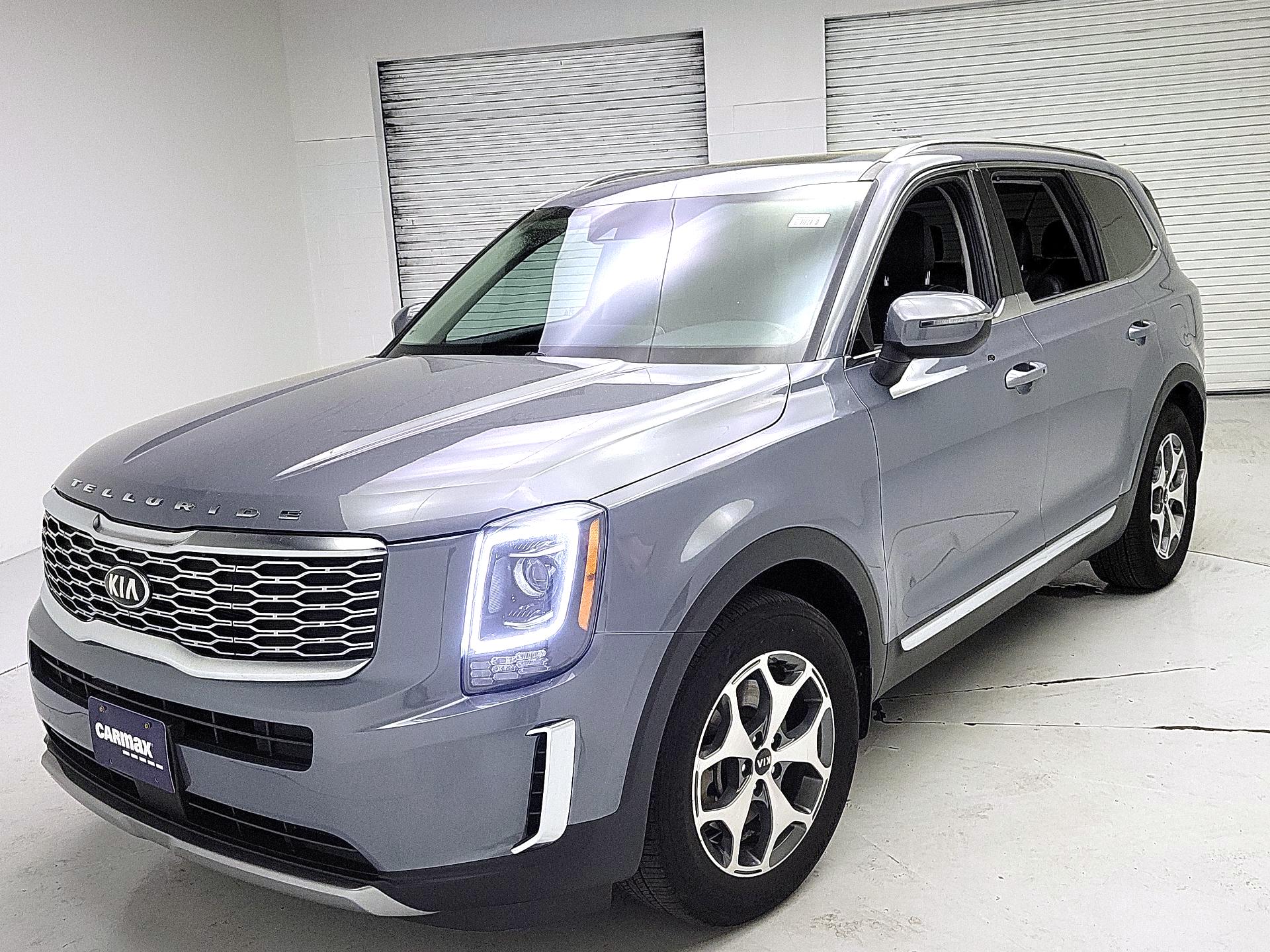 Thumbnail: 2020 Kia Telluride - 3