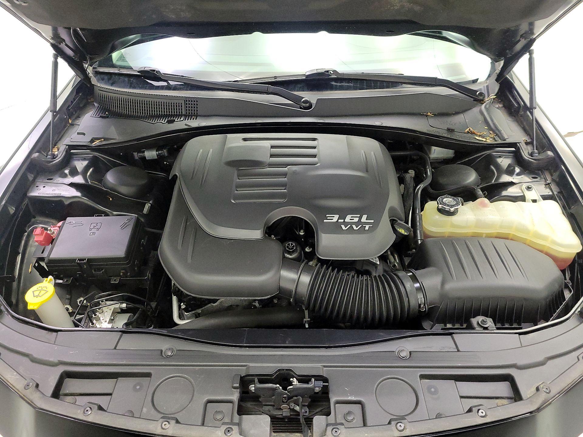 Thumbnail: 2018 Chrysler 300 - 19