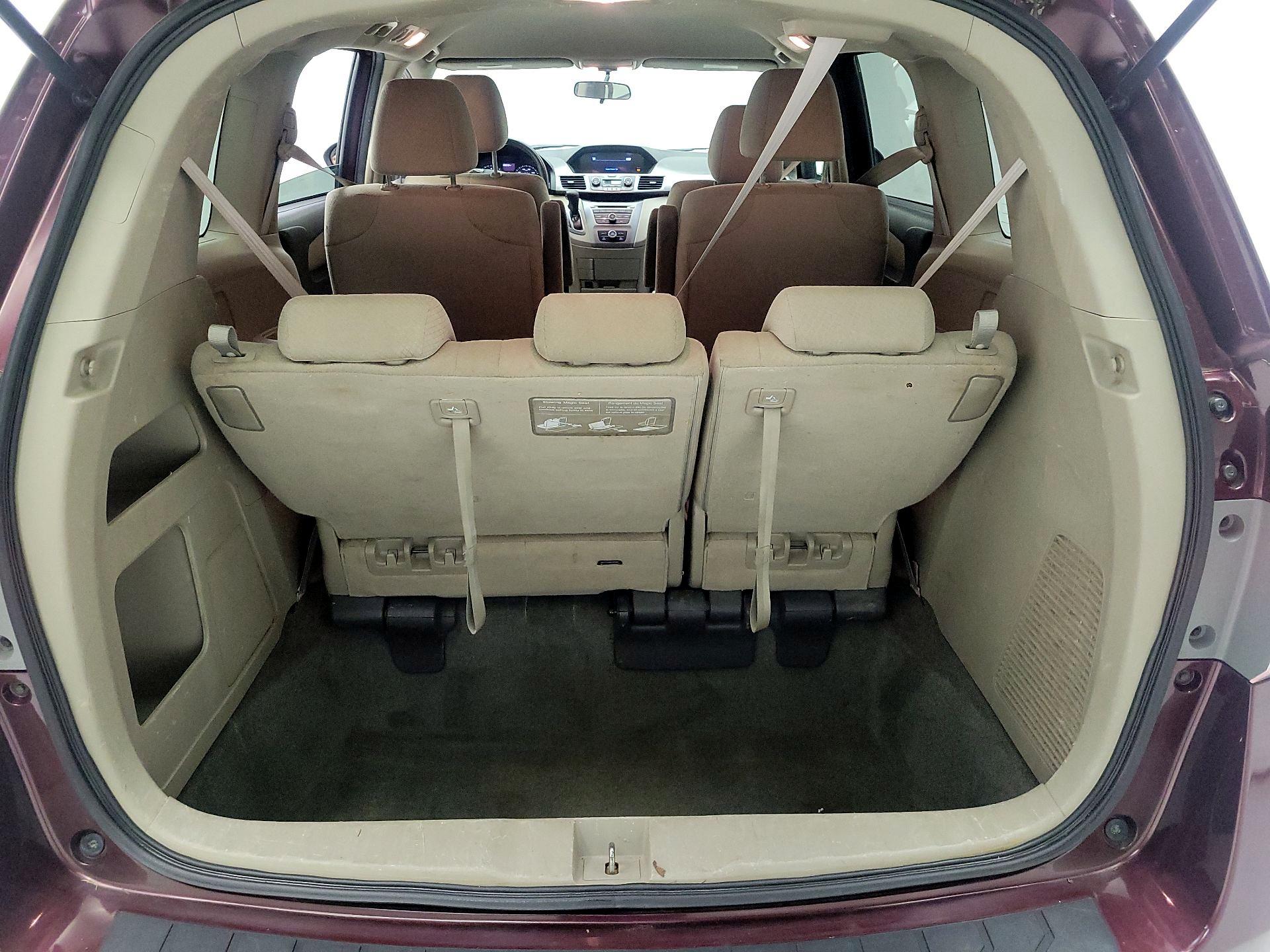 Thumbnail: 2015 Honda Odyssey - 18