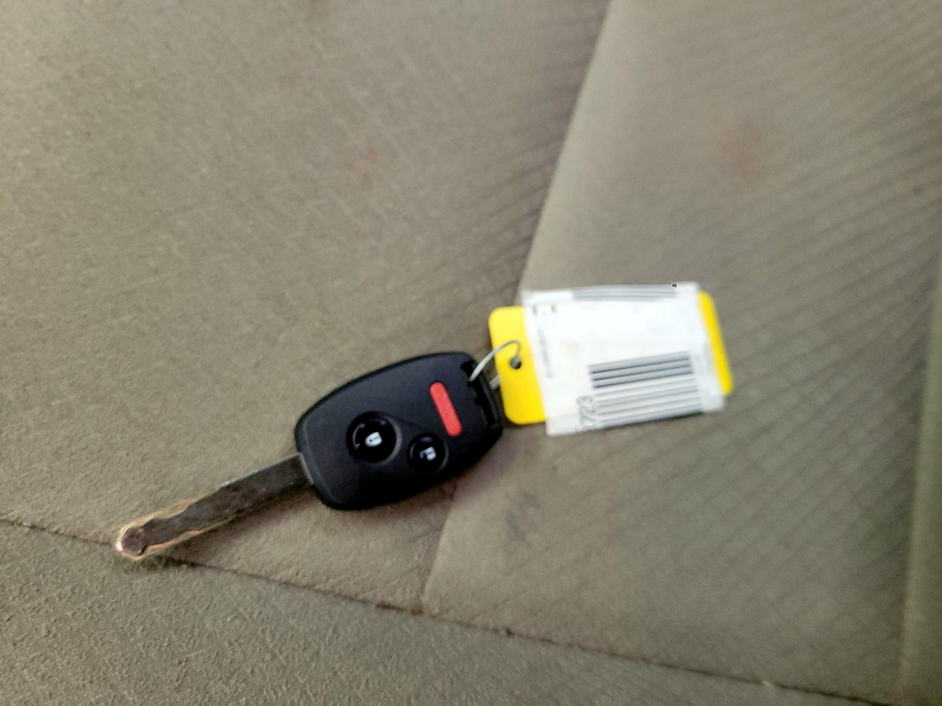 Thumbnail: 2015 Honda Odyssey - 20