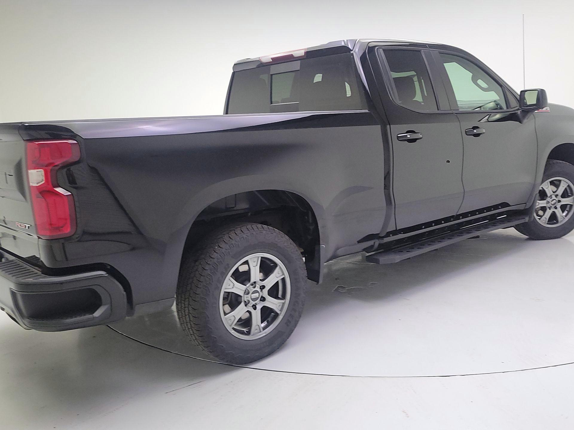 Thumbnail: 2019 Chevrolet Silverado 1500 - 5