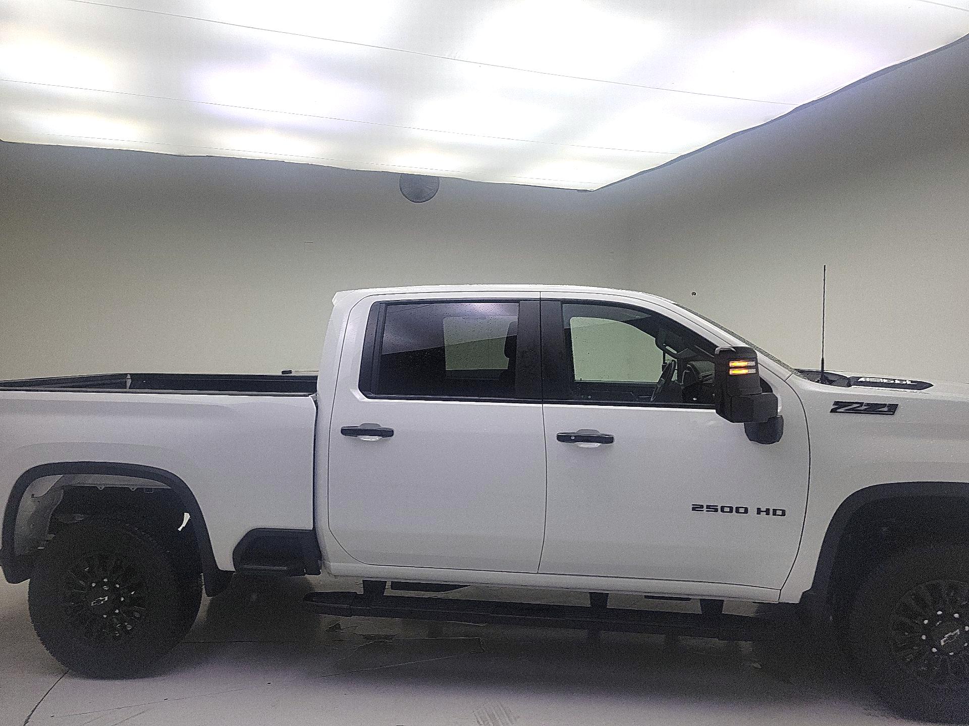 Thumbnail: 2024 Chevrolet Silverado 2500 - 4