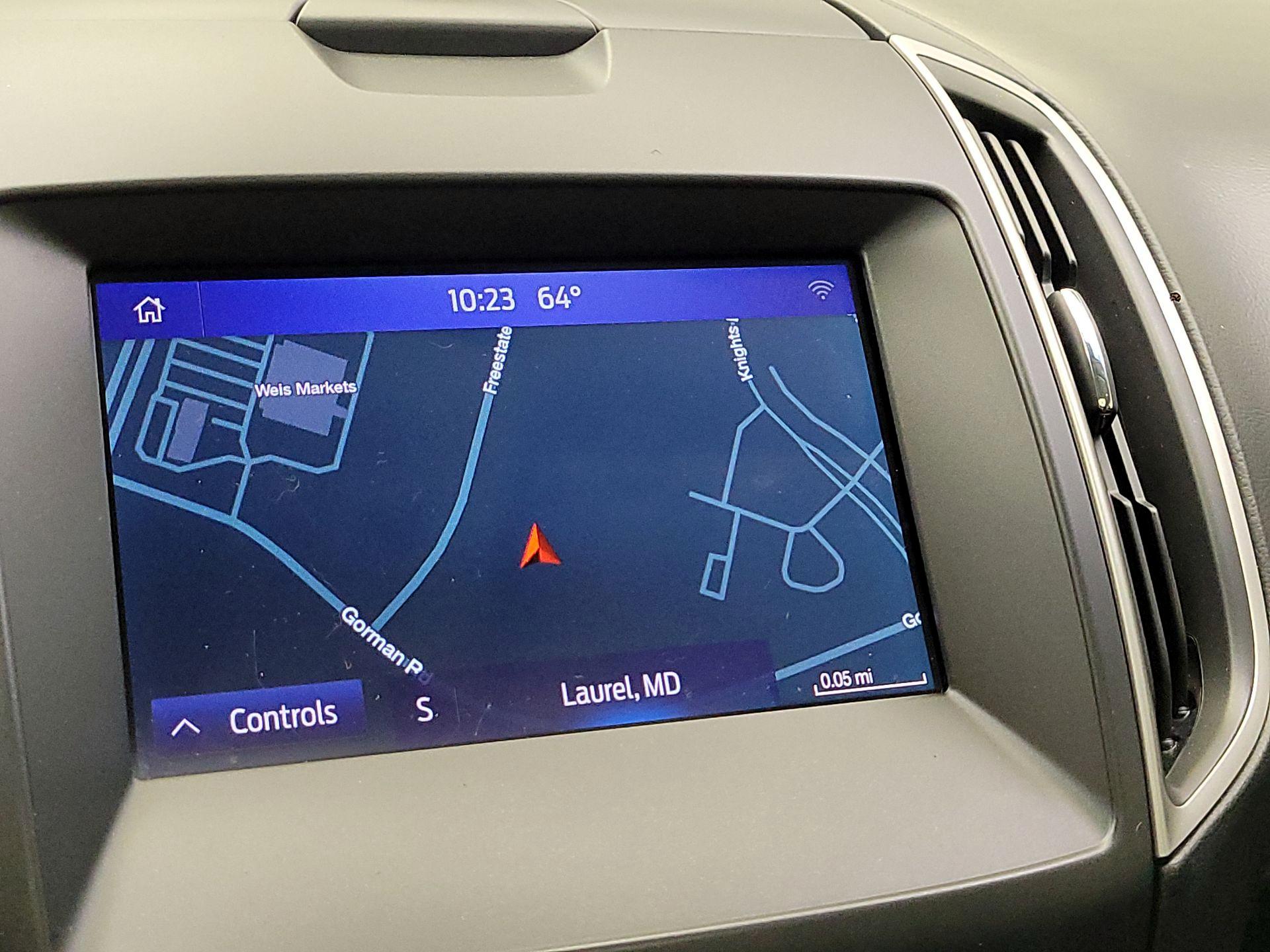 Thumbnail: 2019 Ford Edge - 12