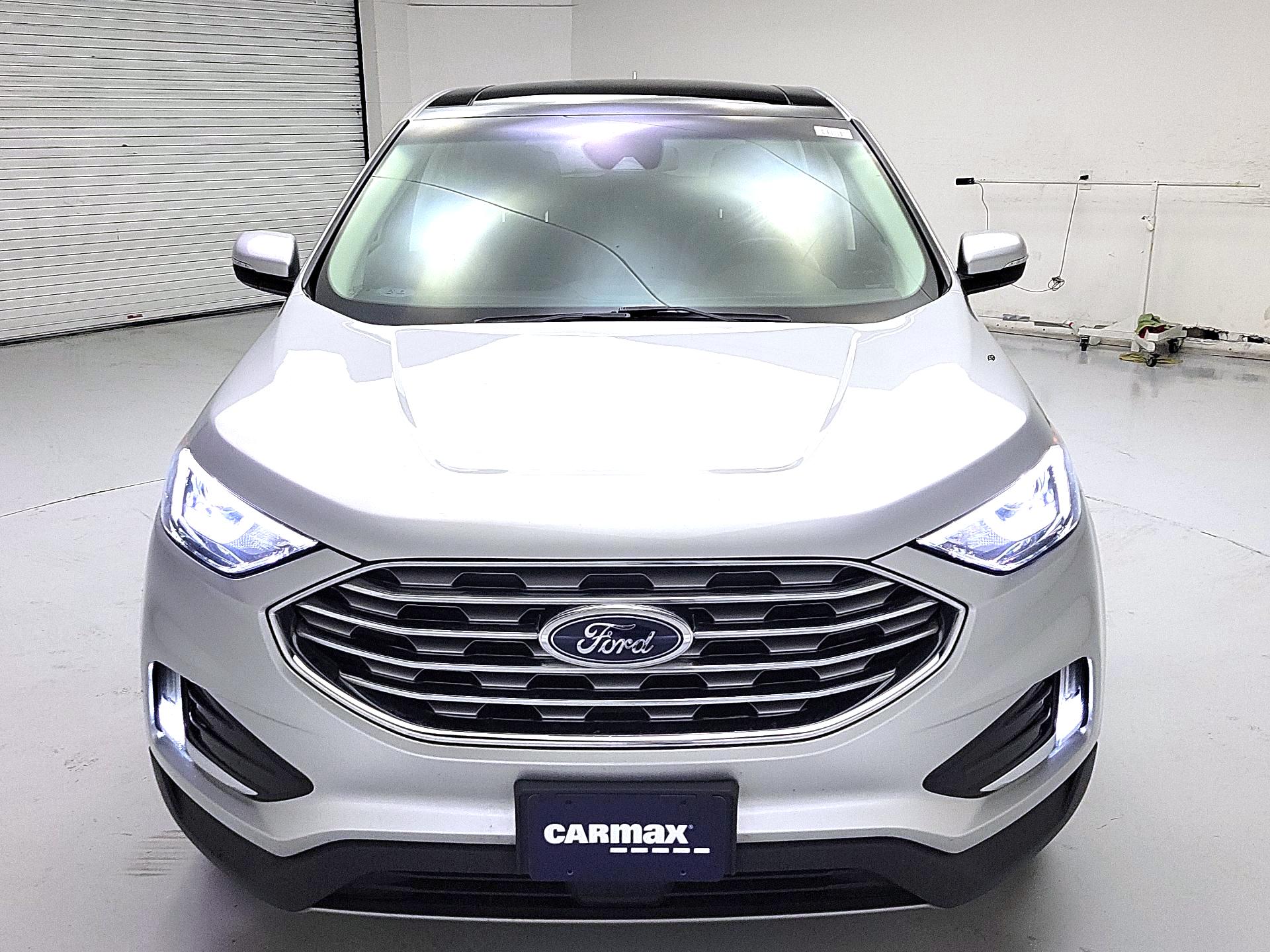 Thumbnail: 2019 Ford Edge - 2