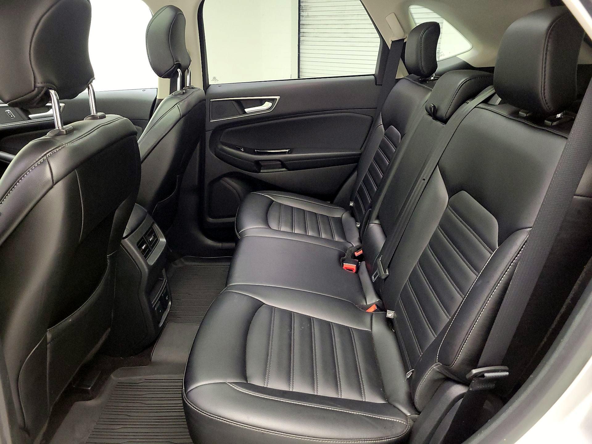 Thumbnail: 2019 Ford Edge - 19