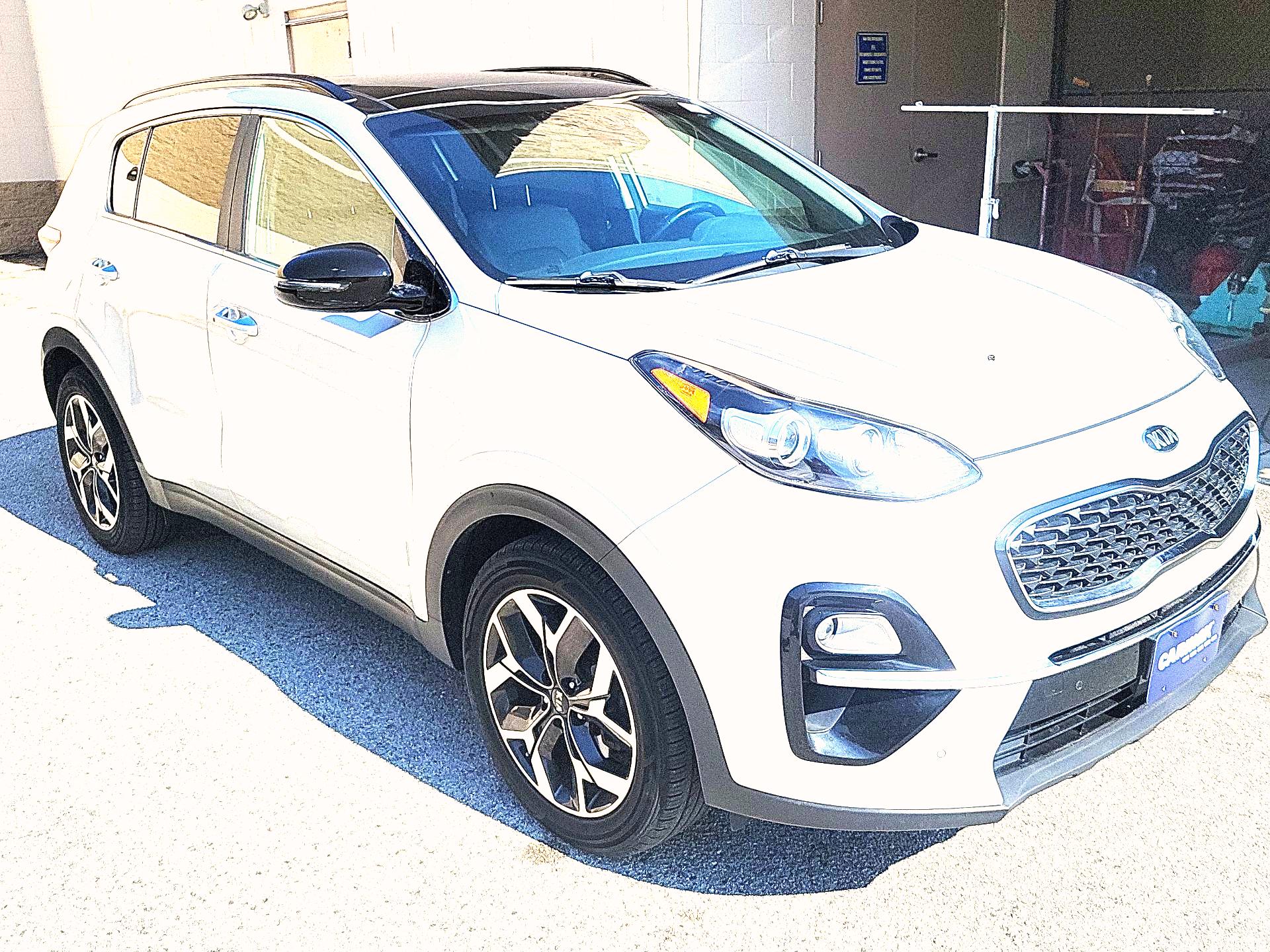 Silver 2022 Kia Sportage SUV / Crossover Front-Wheel Drive Automatic