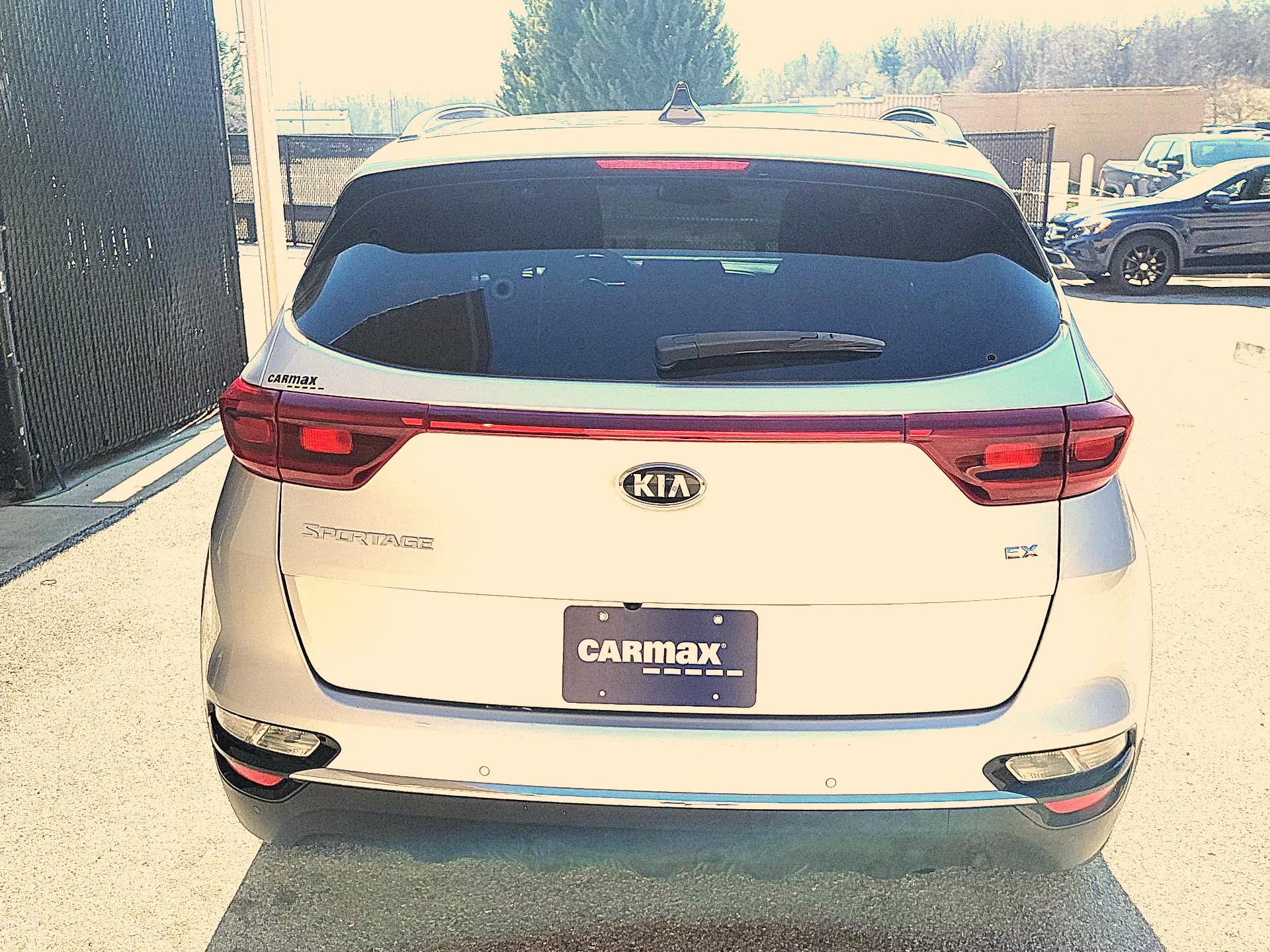 Thumbnail: 2022 Kia Sportage - 6