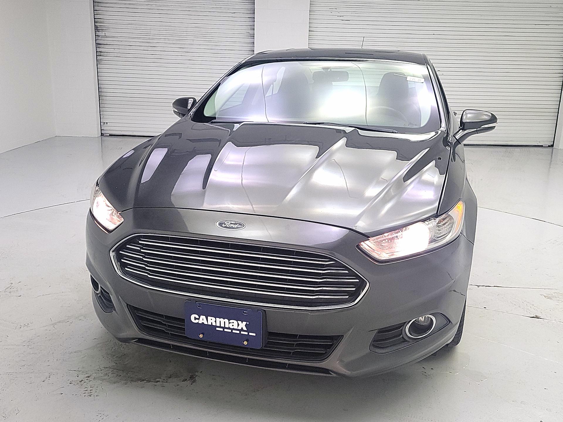 Thumbnail: 2016 Ford Fusion - 2