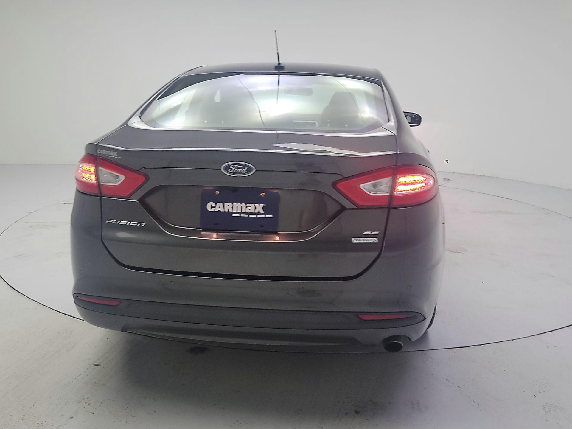 Thumbnail: 2016 Ford Fusion - 6