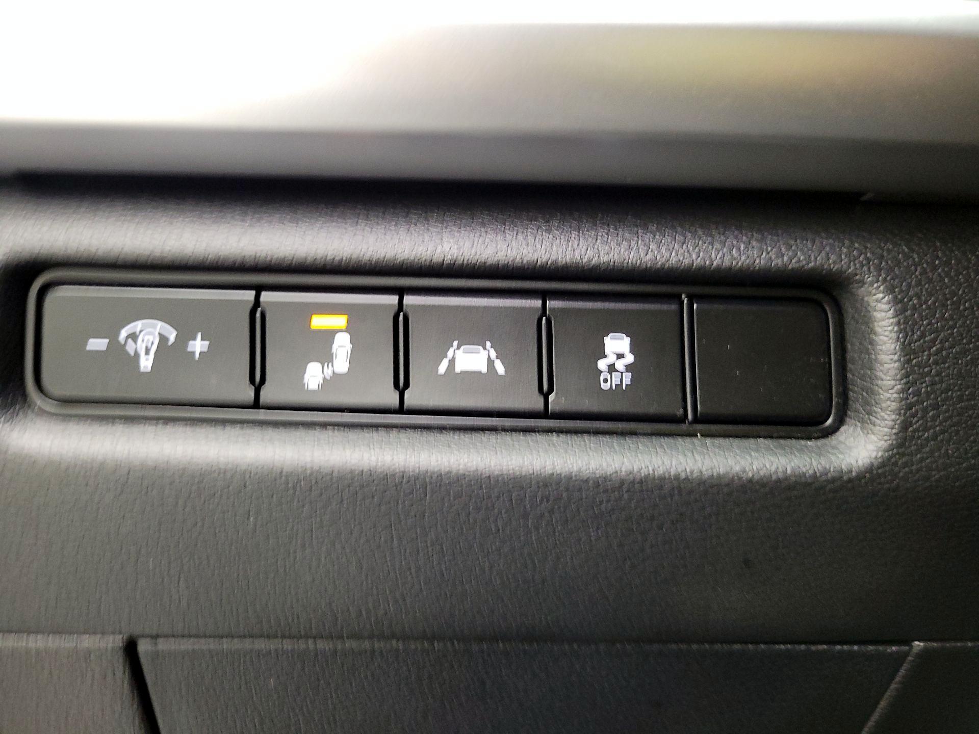 Thumbnail: 2020 Kia Telluride - 11