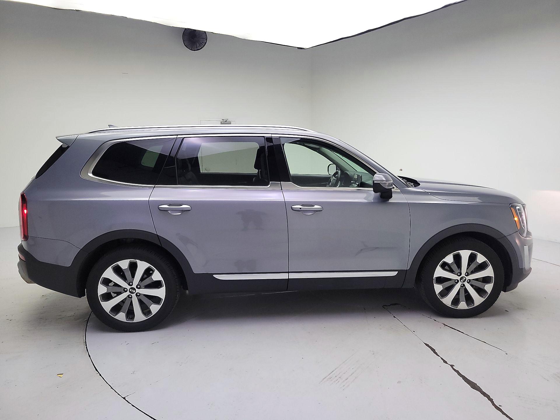 Thumbnail: 2020 Kia Telluride - 4