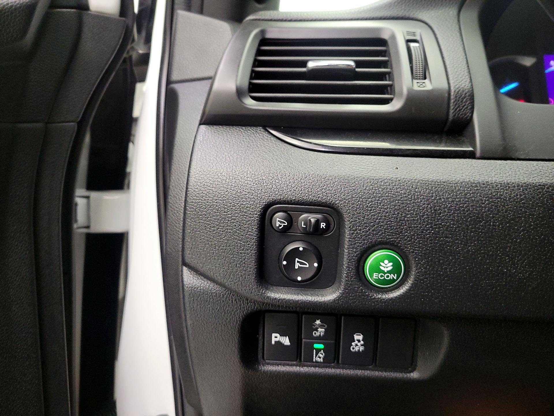 Thumbnail: 2021 Honda Pilot - 11