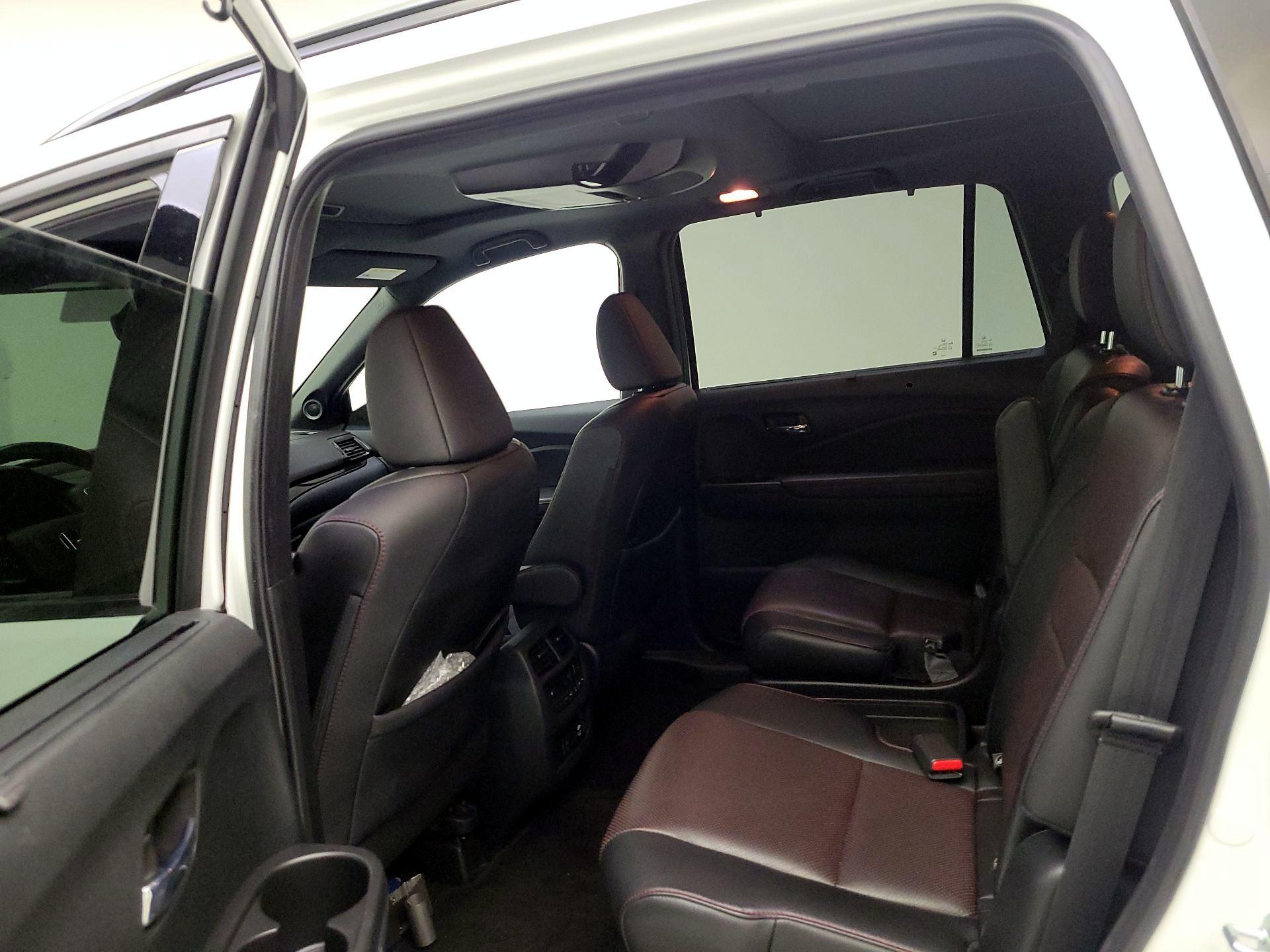 Thumbnail: 2021 Honda Pilot - 17