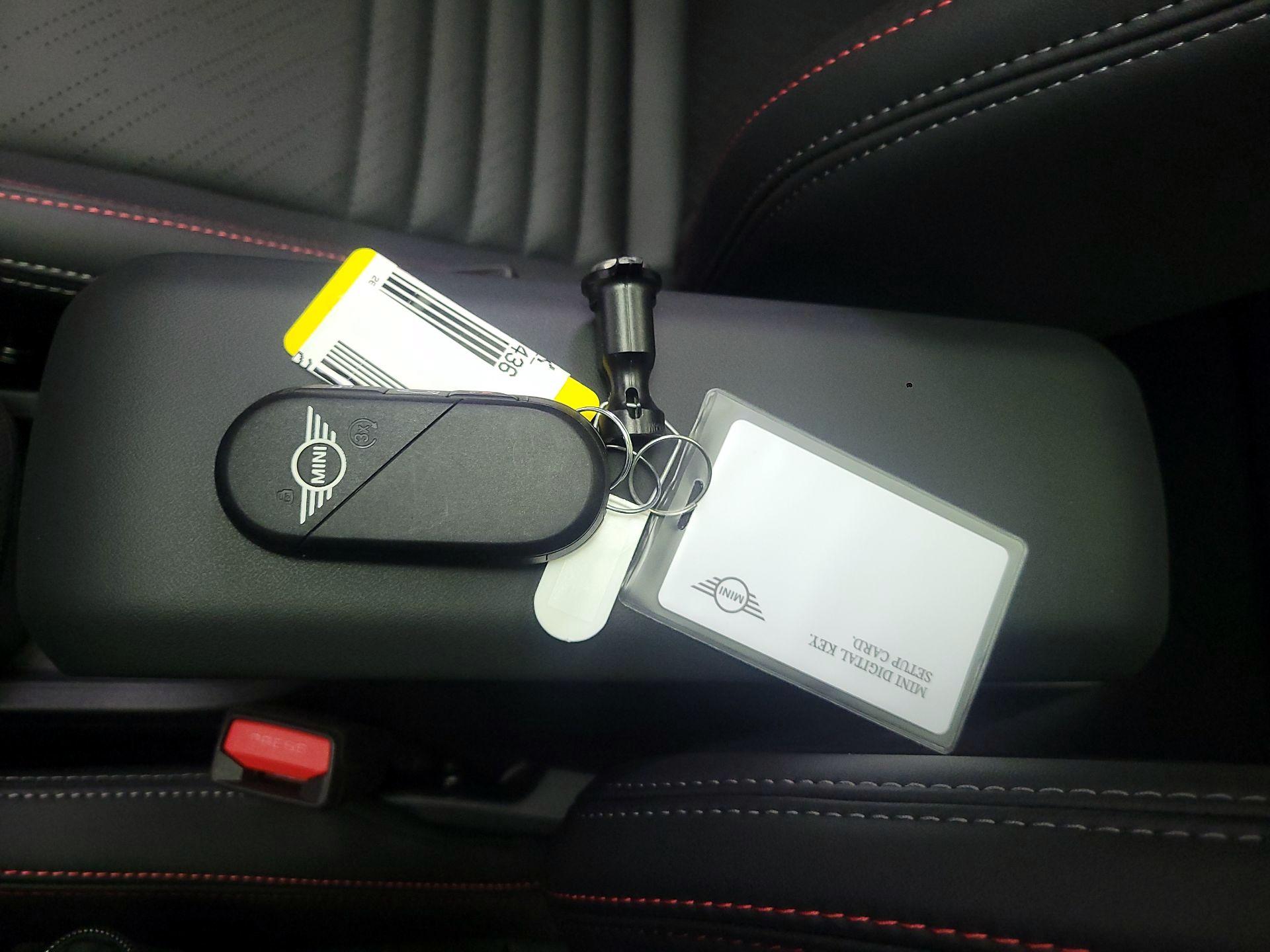 Thumbnail: 2026 MINI Cooper Hardtop - 20