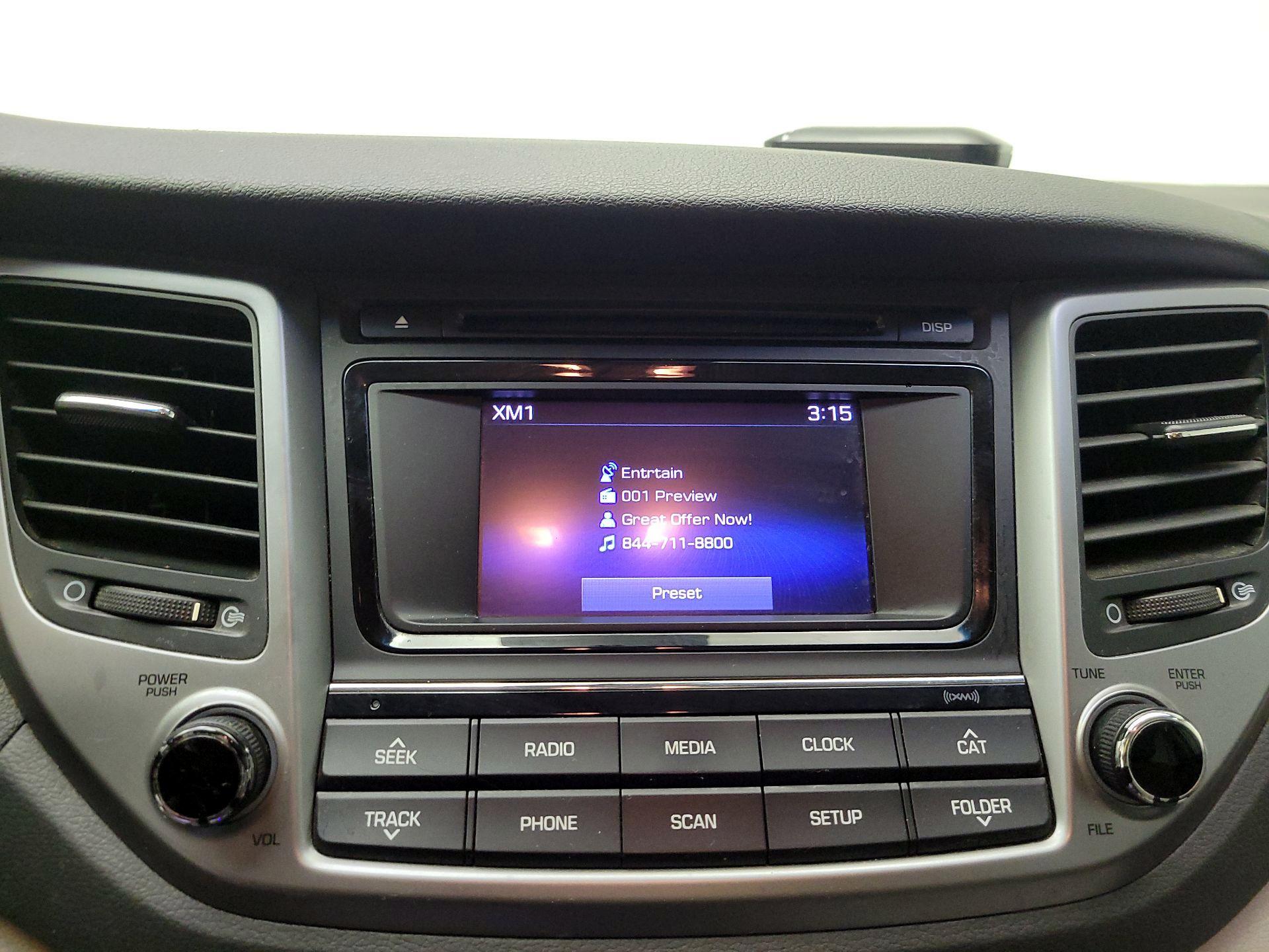 Thumbnail: 2016 Hyundai Tucson - 13