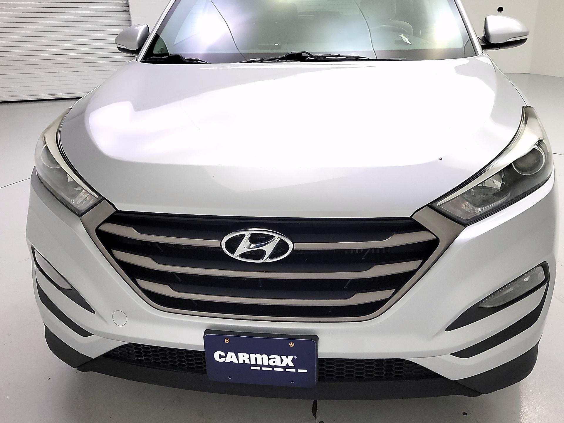 Thumbnail: 2016 Hyundai Tucson - 2