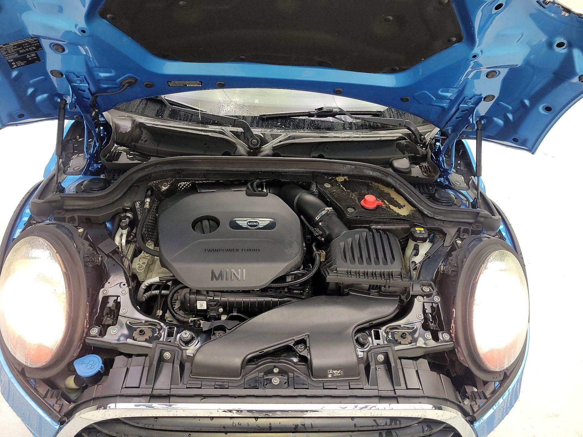 Thumbnail: 2016 MINI Cooper Hardtop - 19