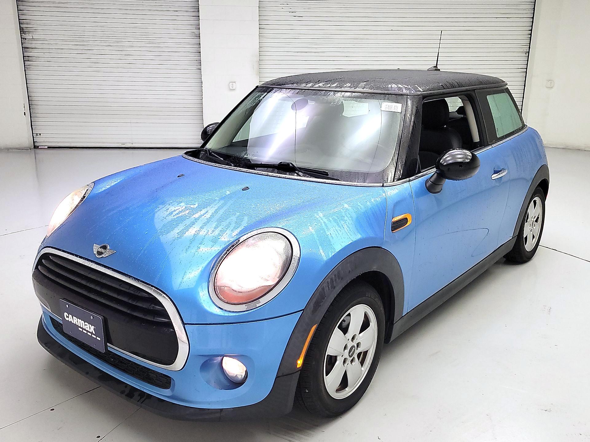 Thumbnail: 2016 MINI Cooper Hardtop - 3