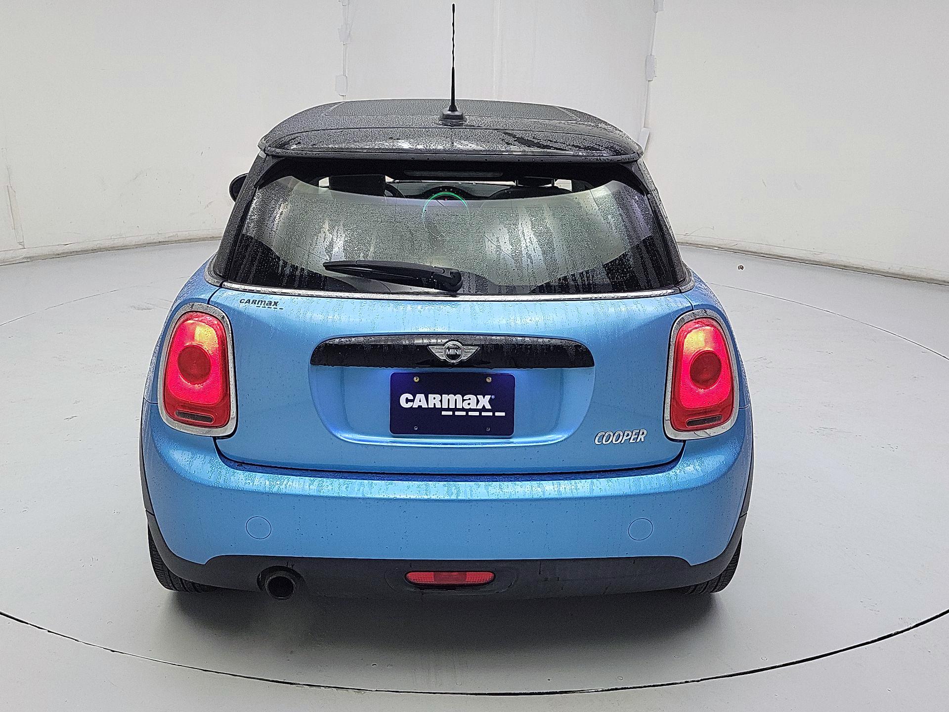 Thumbnail: 2016 MINI Cooper Hardtop - 6