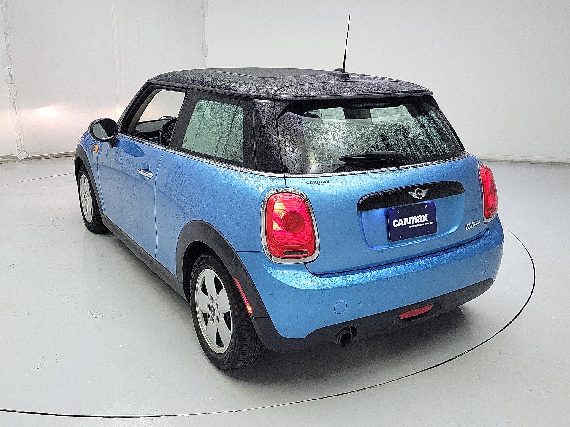 Thumbnail: 2016 MINI Cooper Hardtop - 7