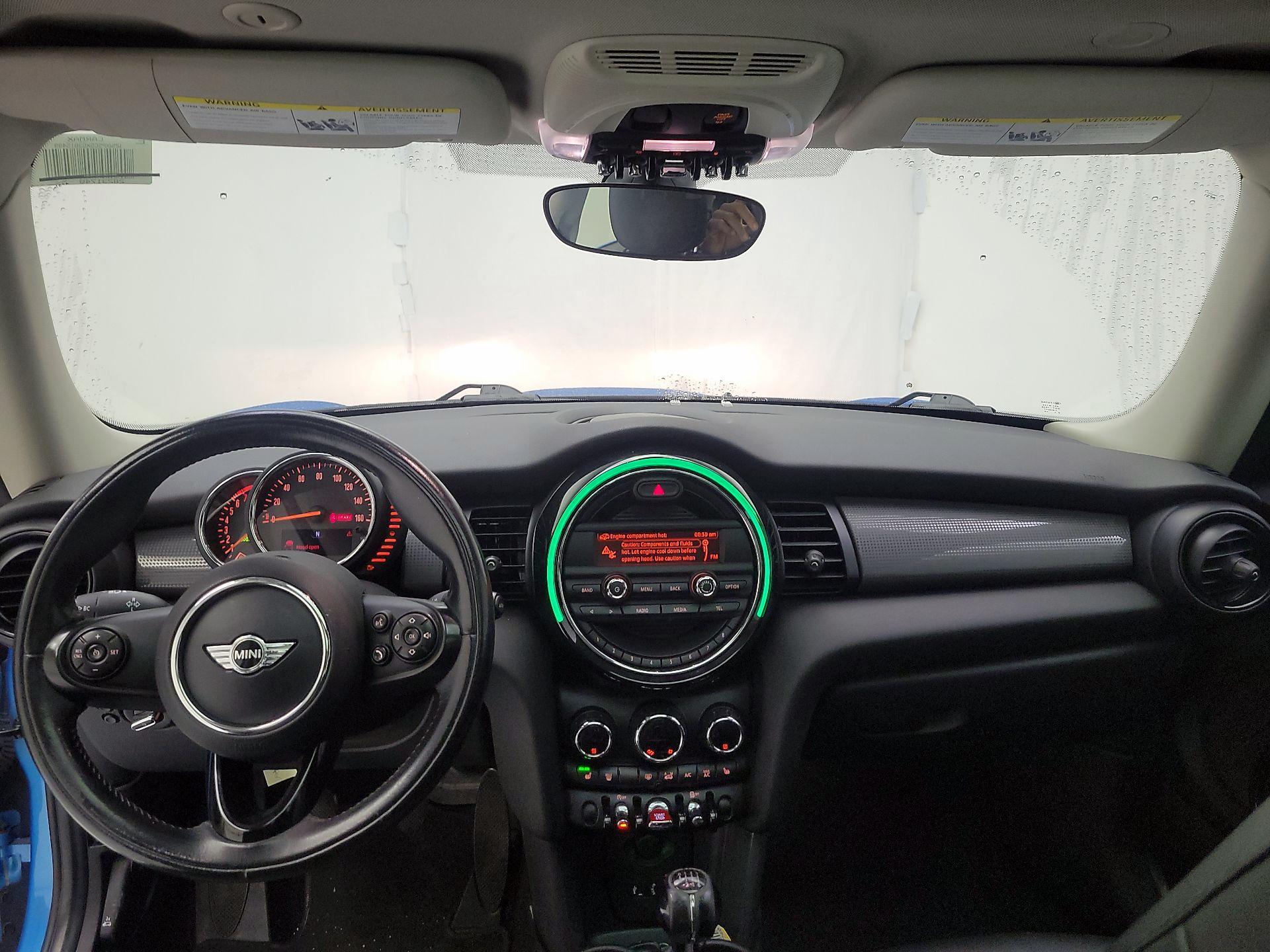 Thumbnail: 2016 MINI Cooper Hardtop - 8