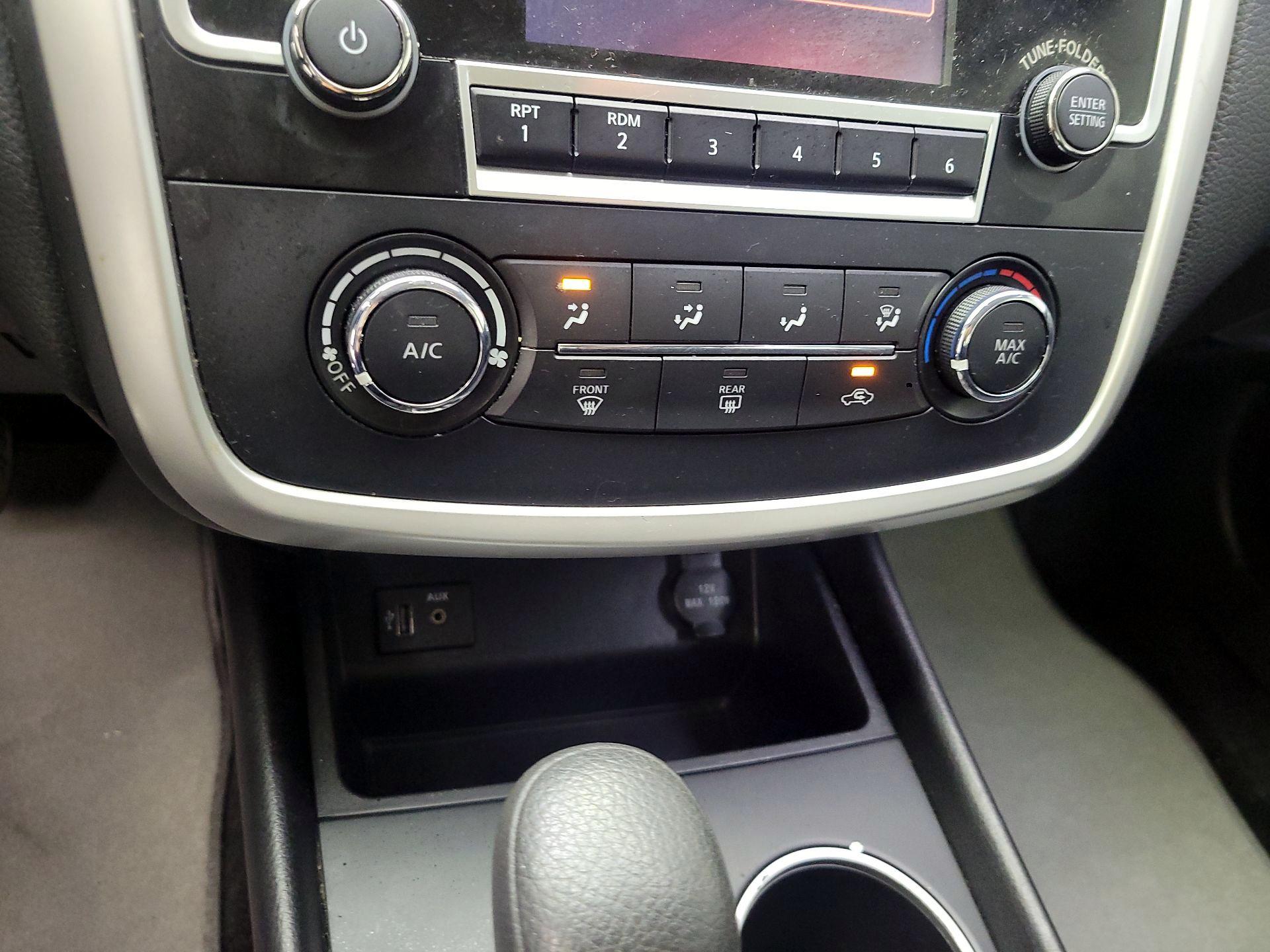 Thumbnail: 2017 Nissan Altima - 14