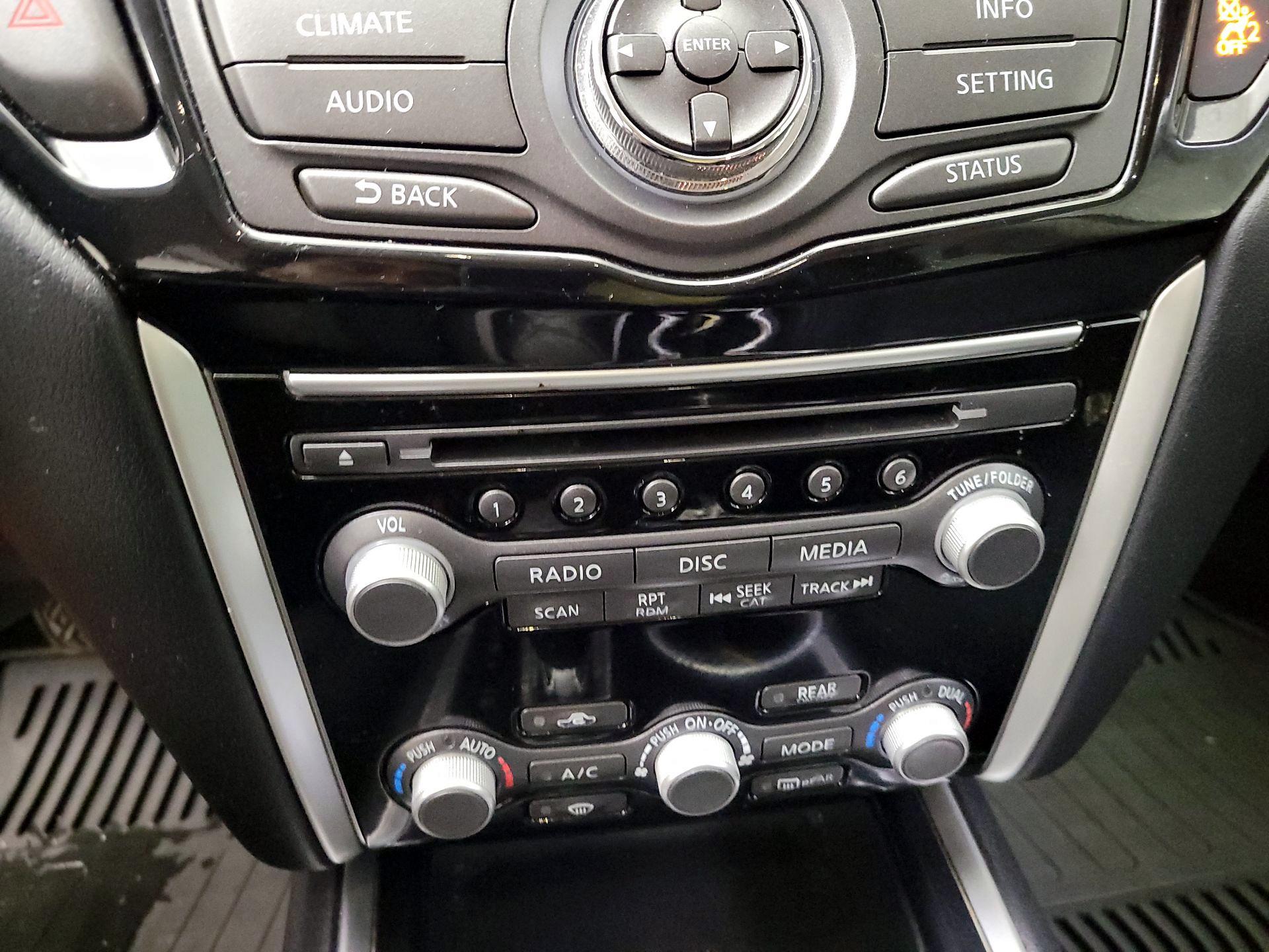 Thumbnail: 2017 Nissan Pathfinder - 14