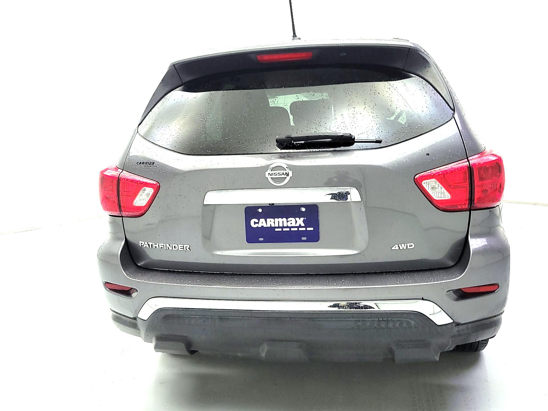 Thumbnail: 2017 Nissan Pathfinder - 6