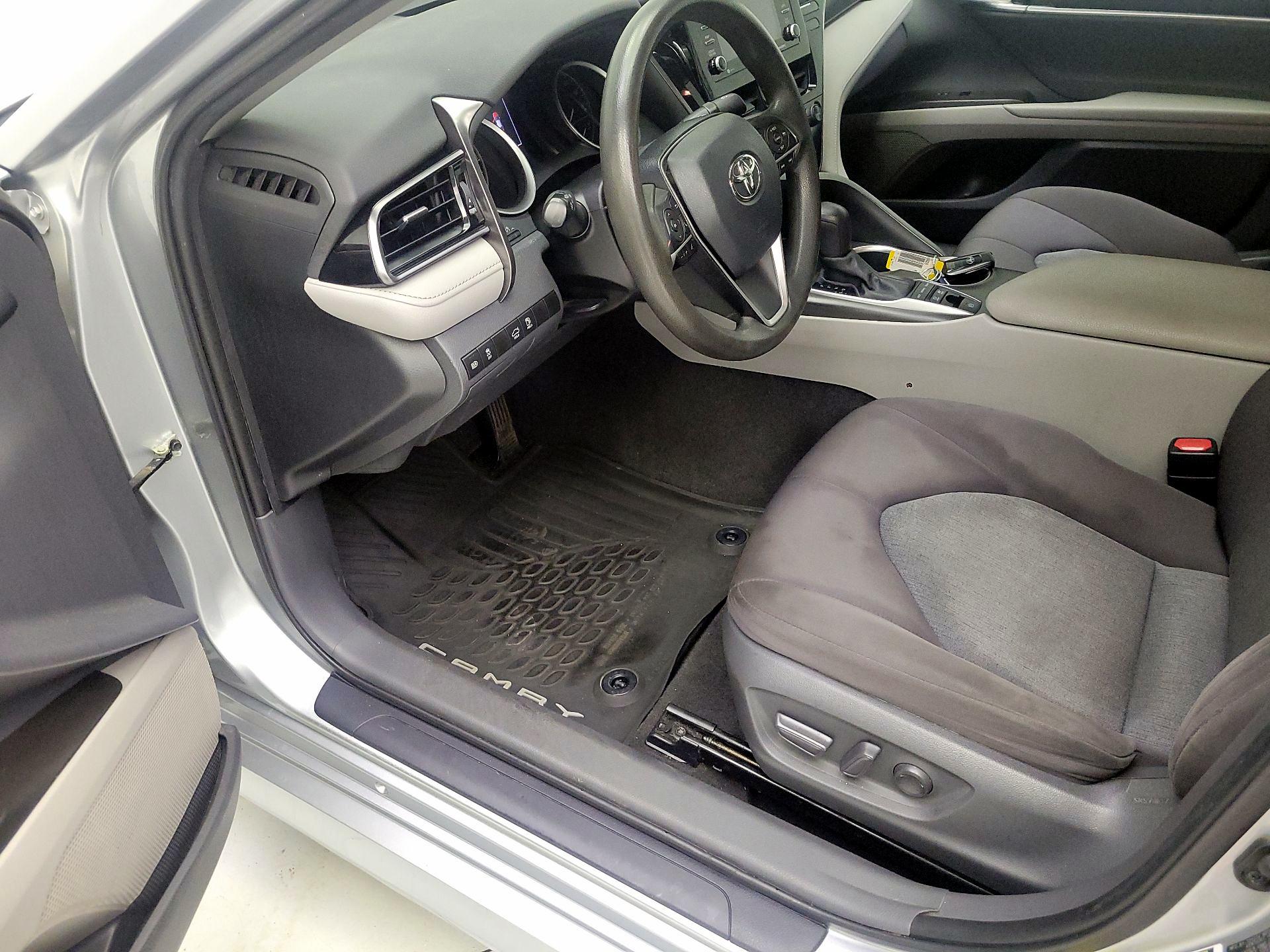 Thumbnail: 2021 Toyota Camry - 9