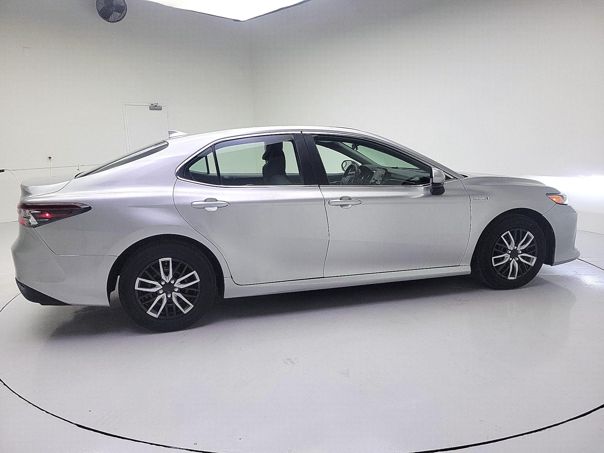 Thumbnail: 2021 Toyota Camry - 4