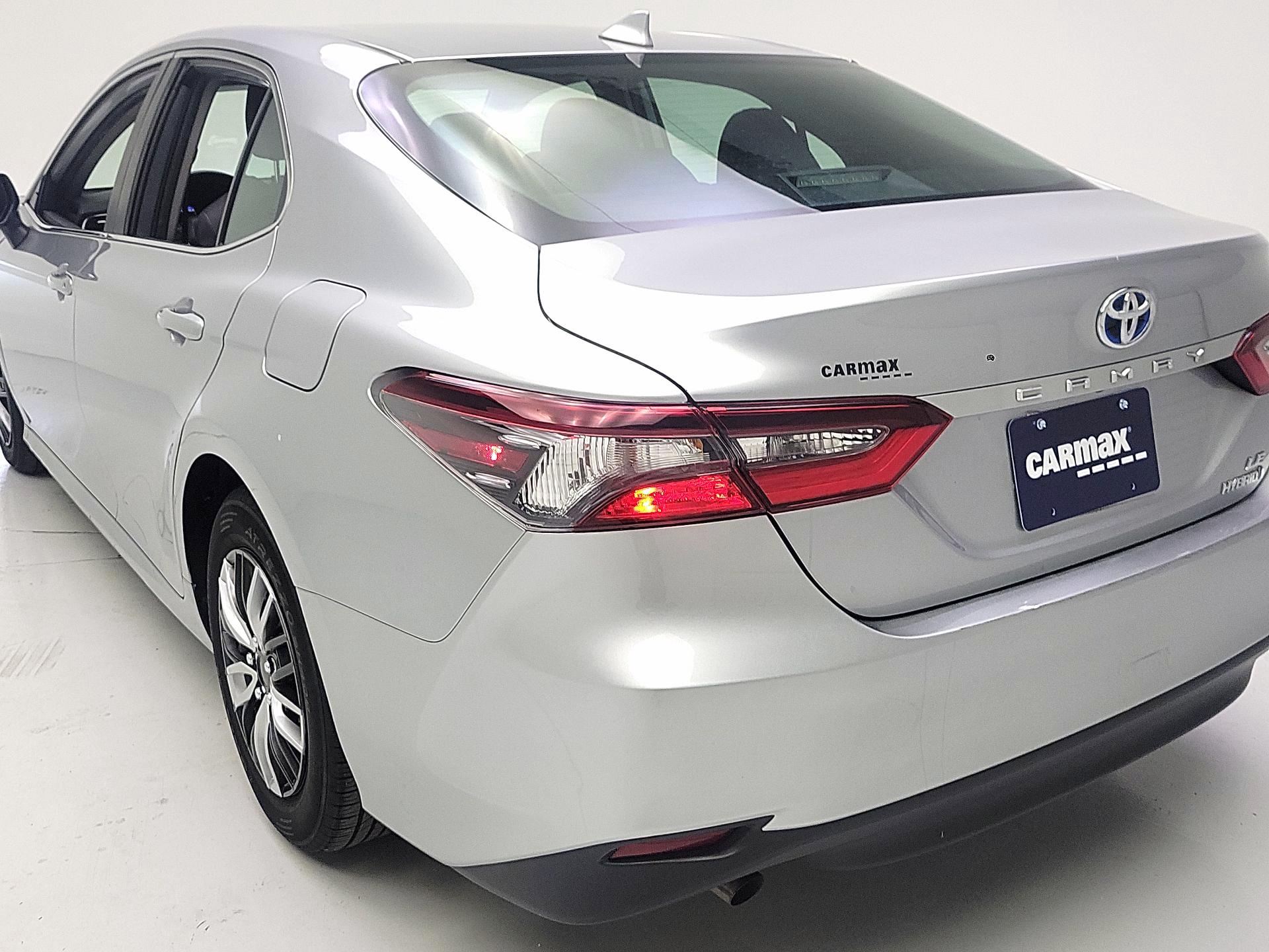 Thumbnail: 2021 Toyota Camry - 7