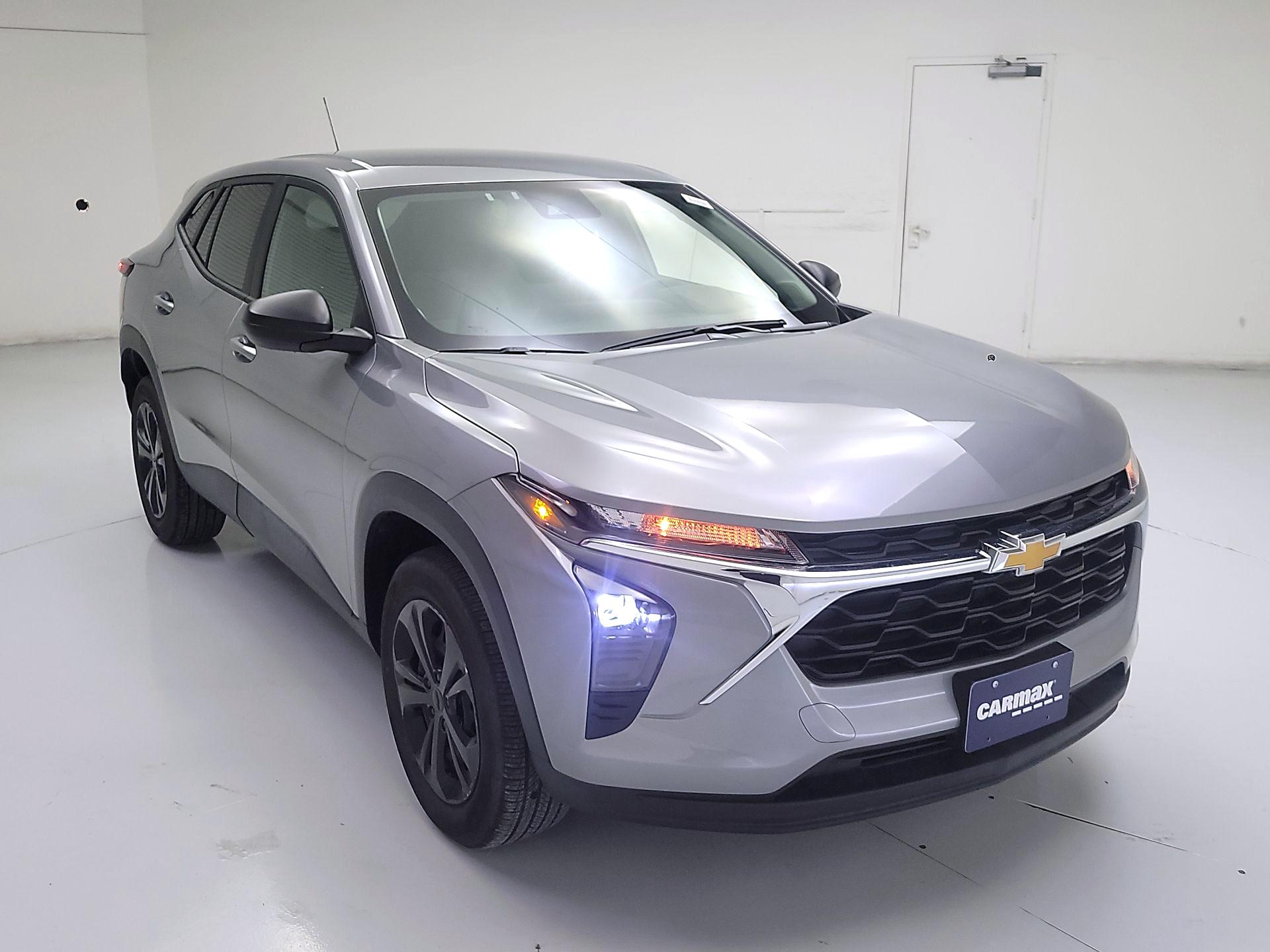 Thumbnail: 2025 Chevrolet Trax - 1