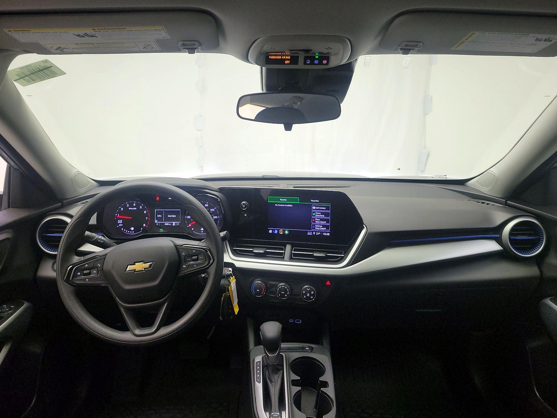 Thumbnail: 2025 Chevrolet Trax - 8