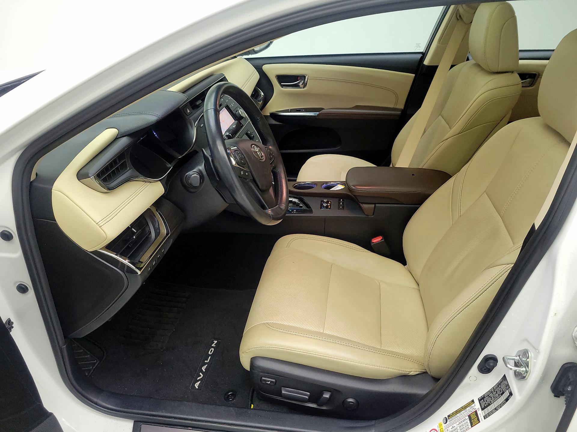 Thumbnail: 2017 Toyota Avalon - 9