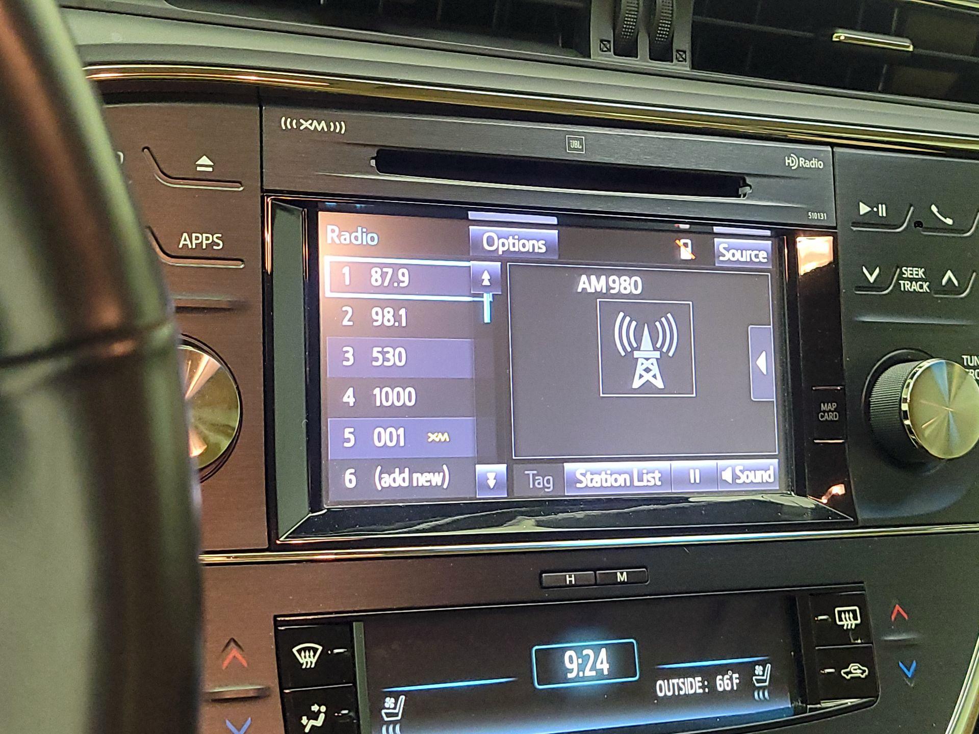 Thumbnail: 2017 Toyota Avalon - 14