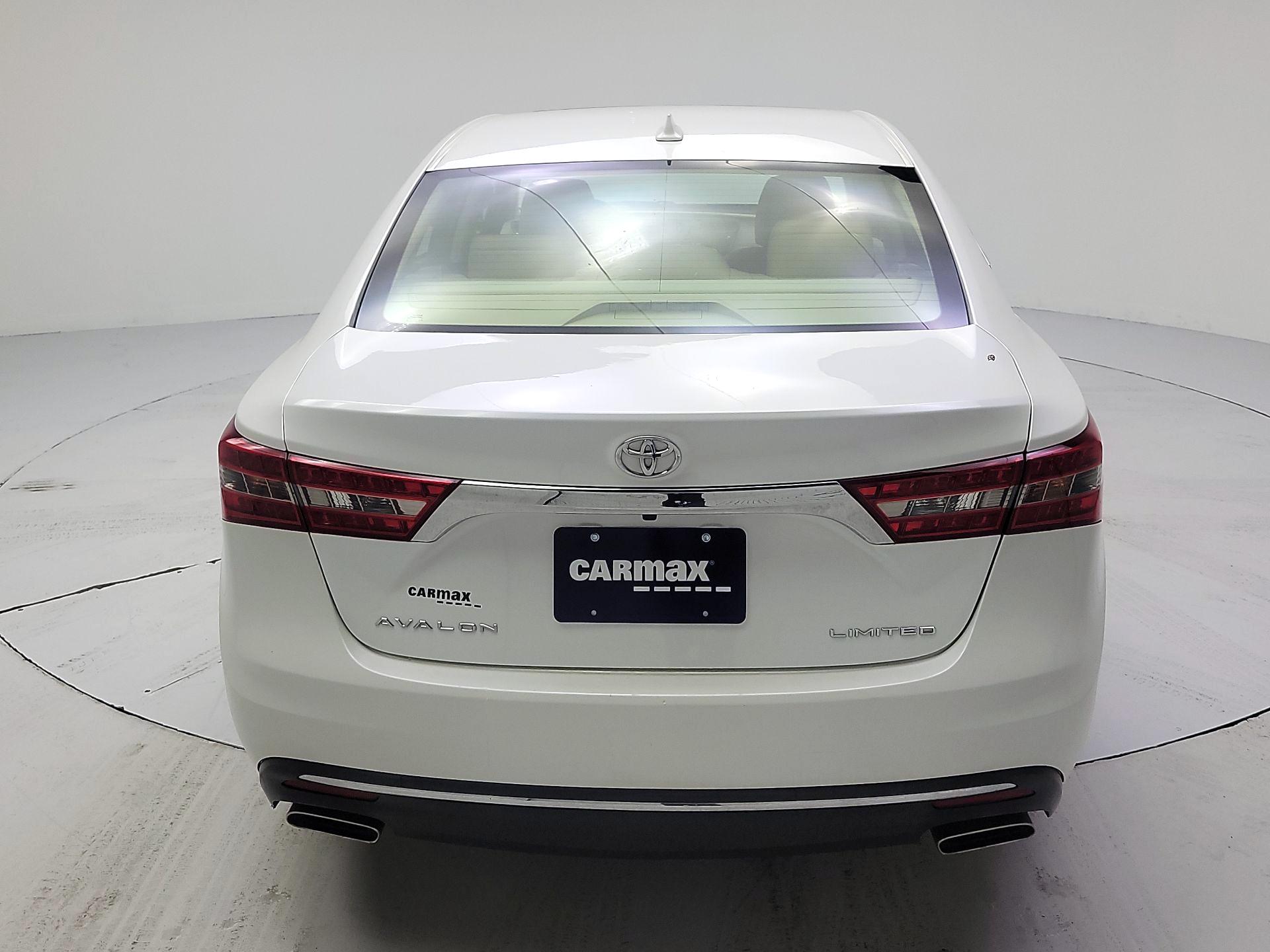 Thumbnail: 2017 Toyota Avalon - 6