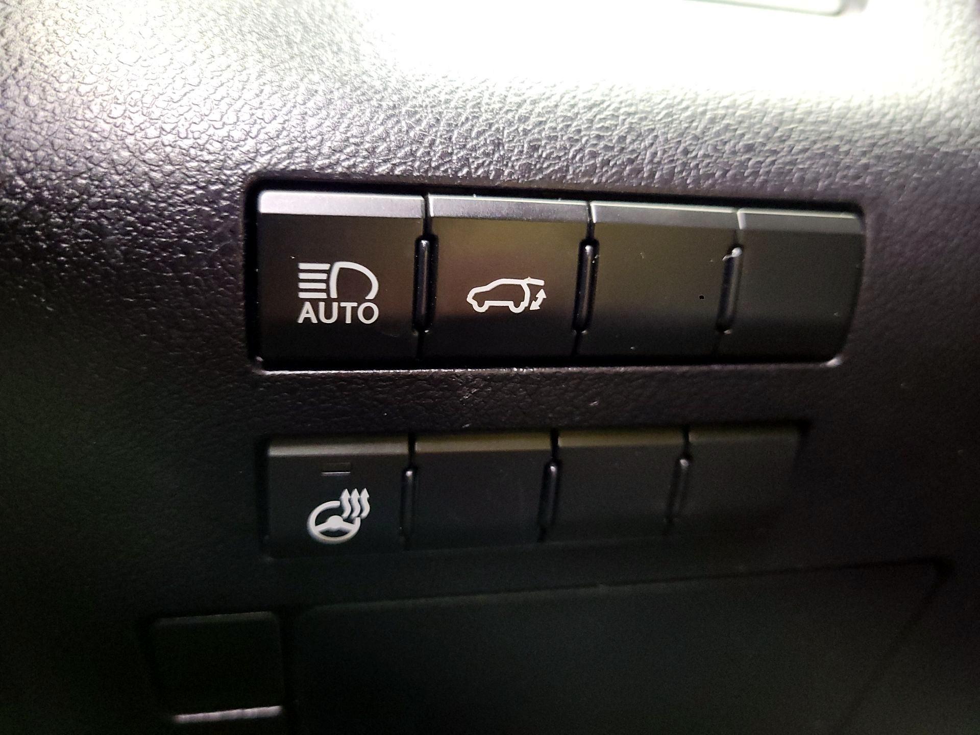 Thumbnail: 2022 Lexus RX - 11