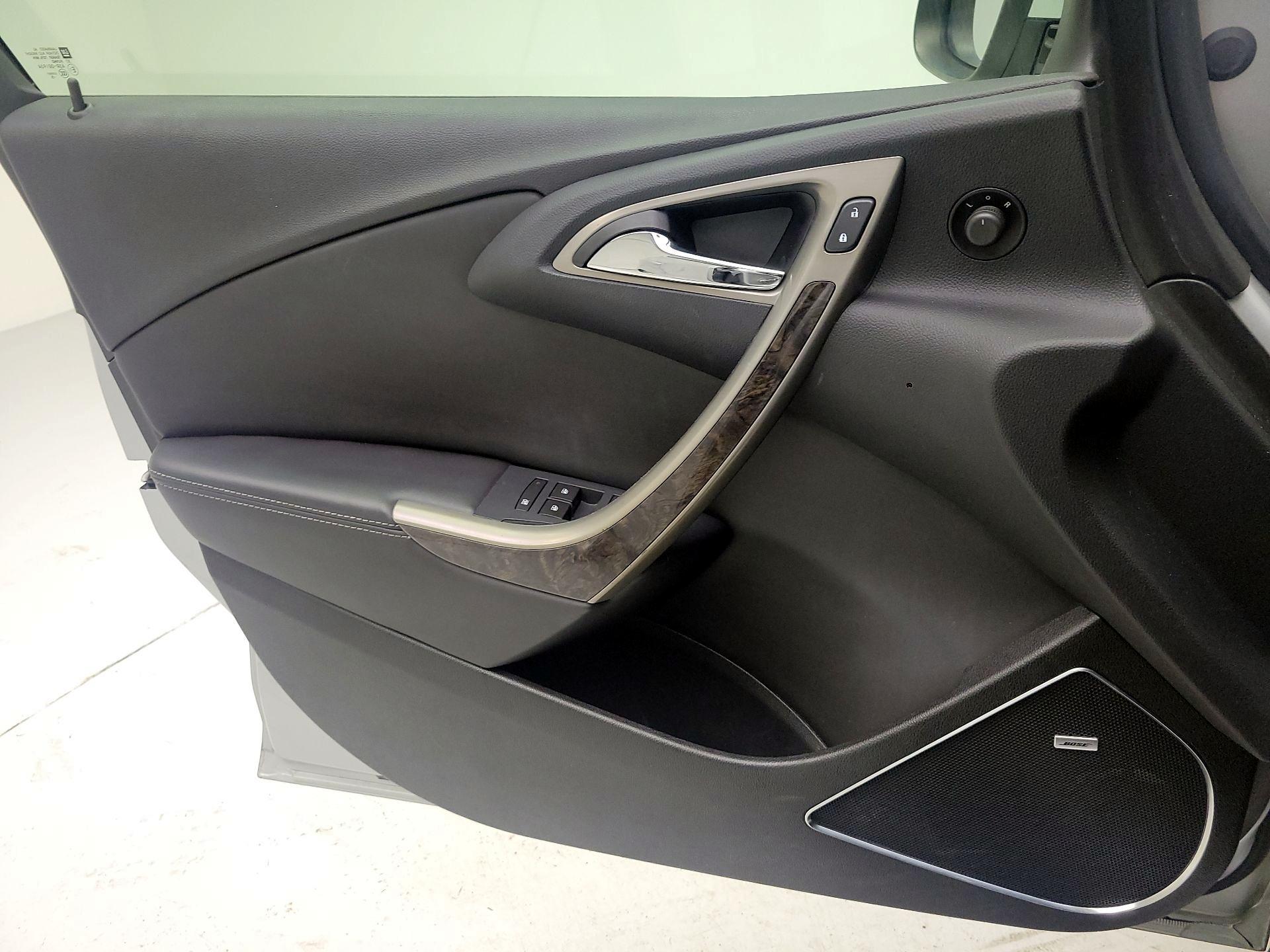 Thumbnail: 2016 Buick Verano - 10