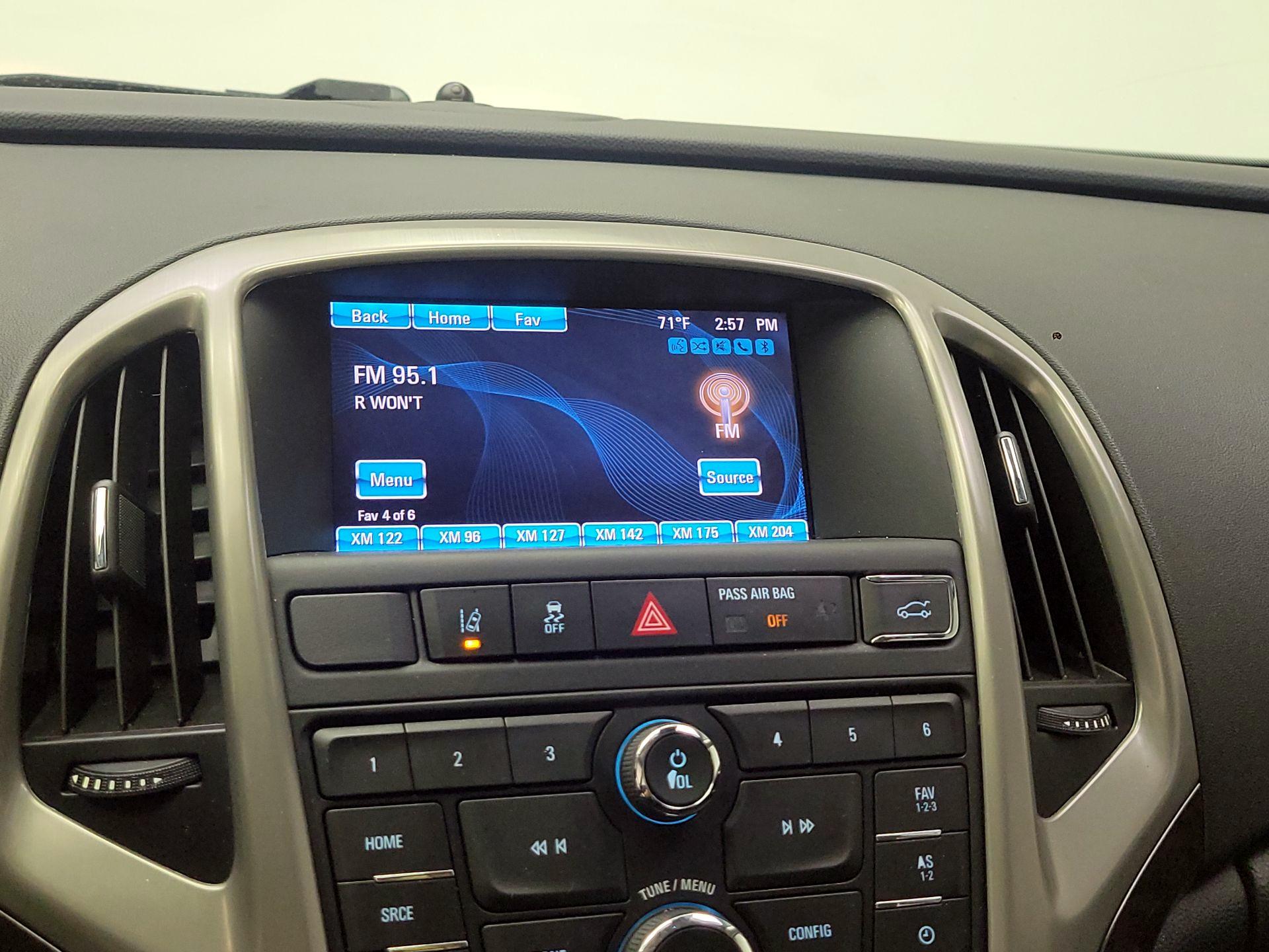 Thumbnail: 2016 Buick Verano - 13