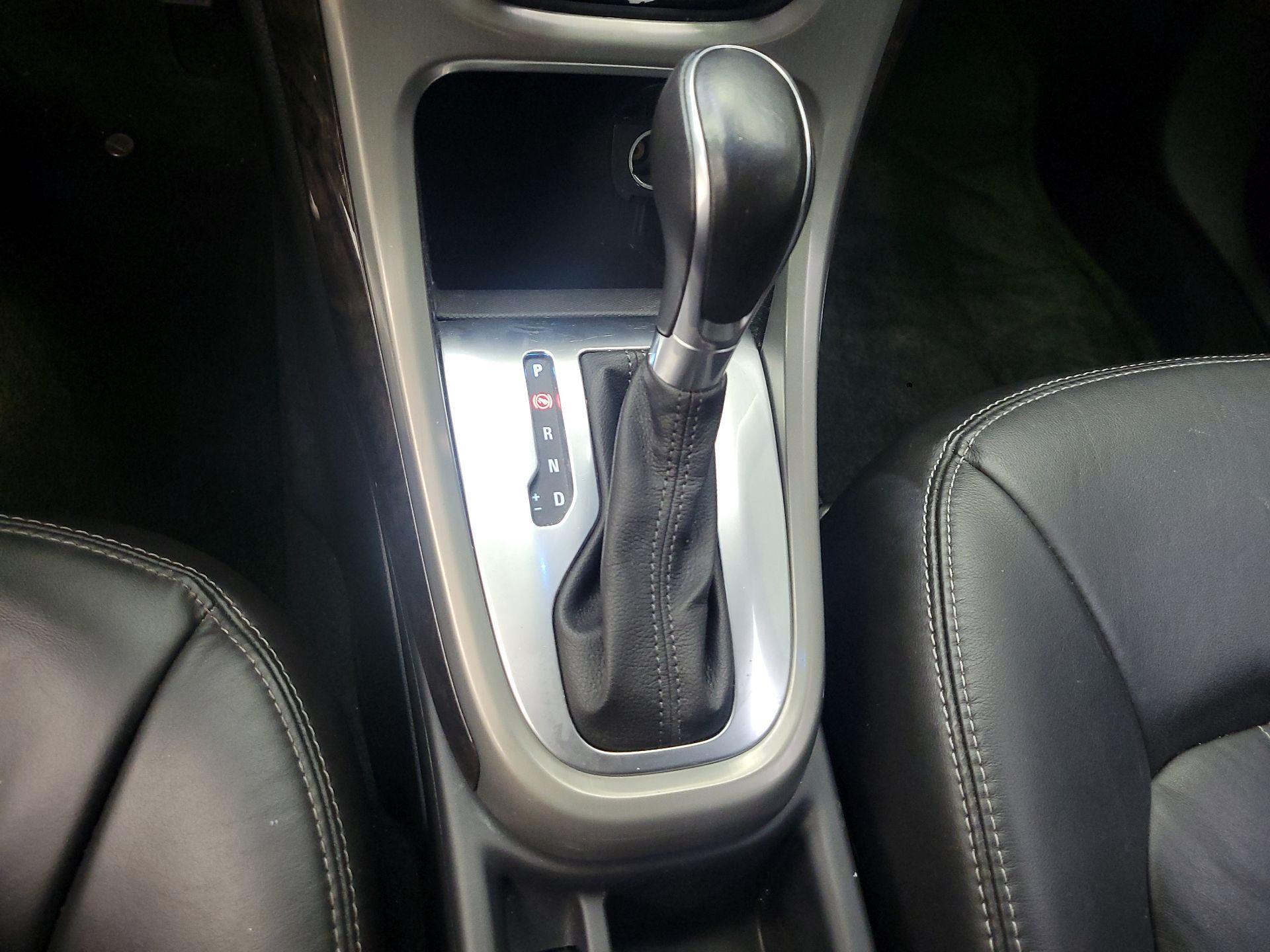 Thumbnail: 2016 Buick Verano - 15