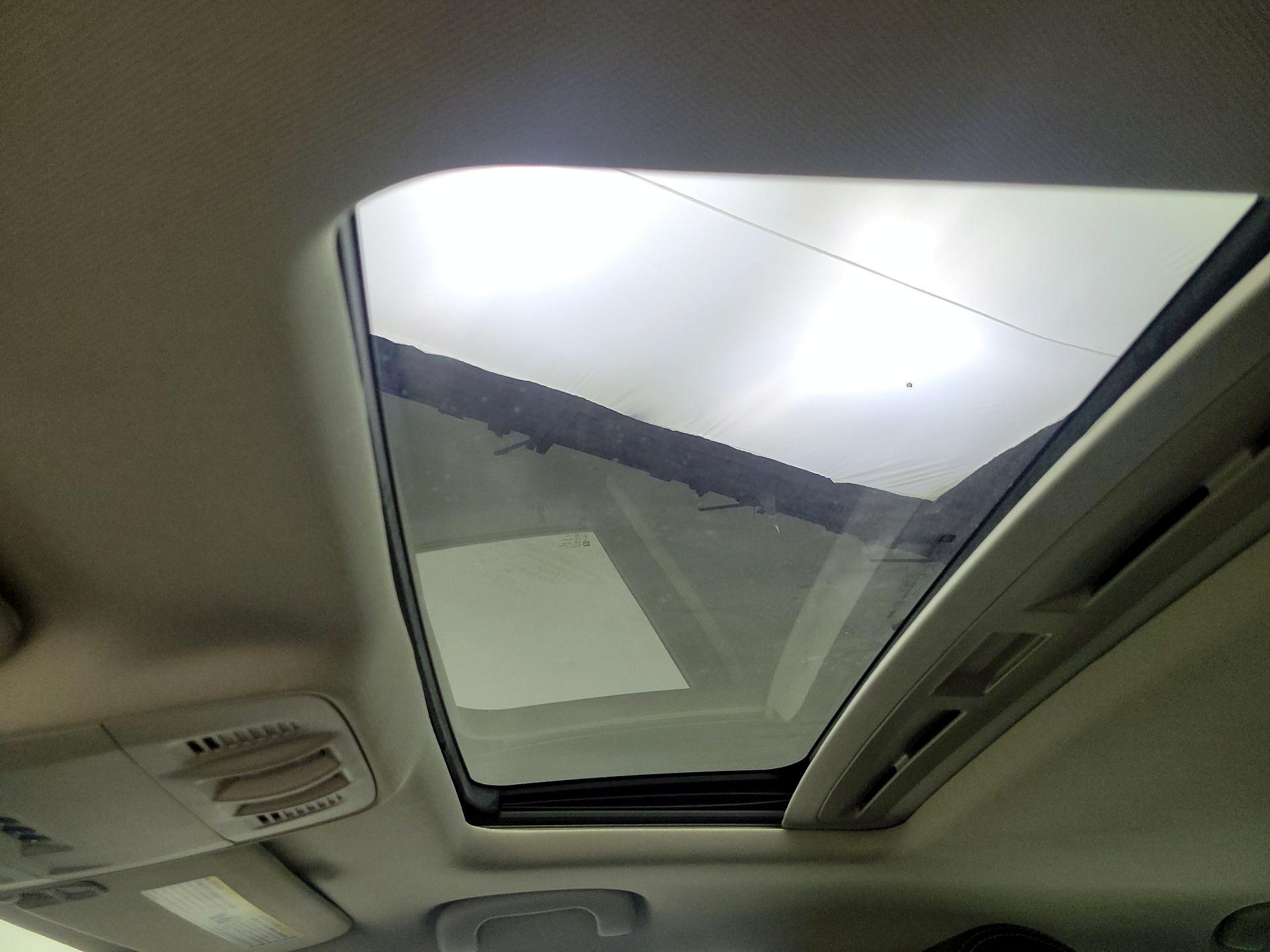 Thumbnail: 2016 Buick Verano - 17