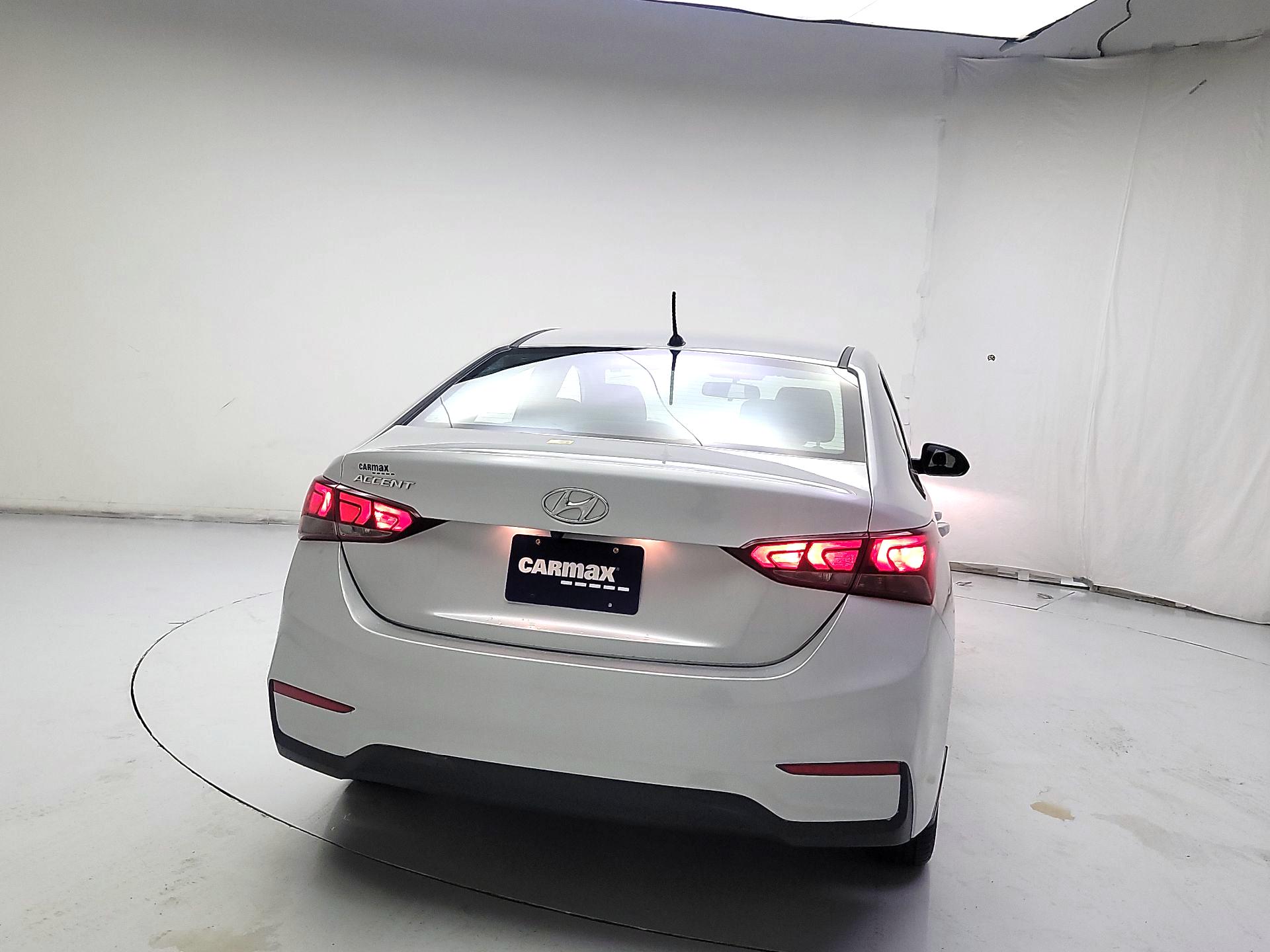 Thumbnail: 2018 Hyundai Accent - 6