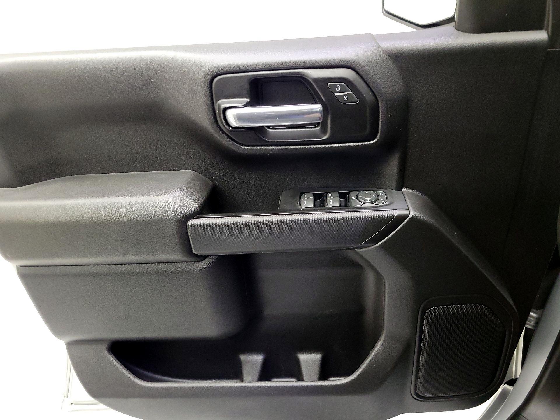 Thumbnail: 2019 Chevrolet Silverado 1500 - 10