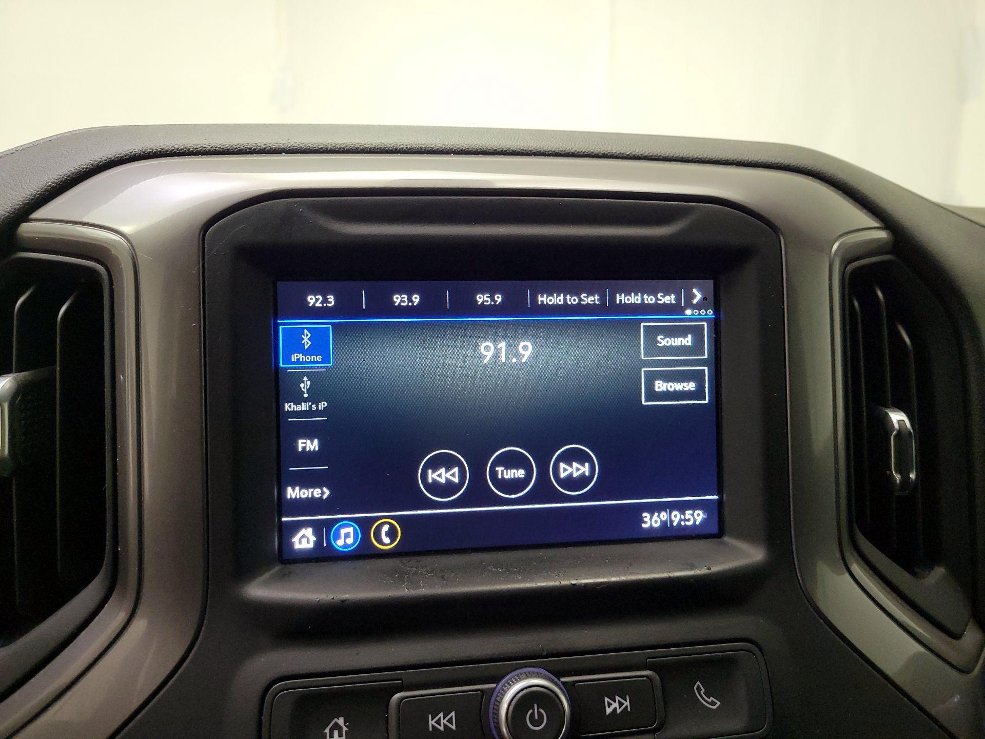 Thumbnail: 2019 Chevrolet Silverado 1500 - 13