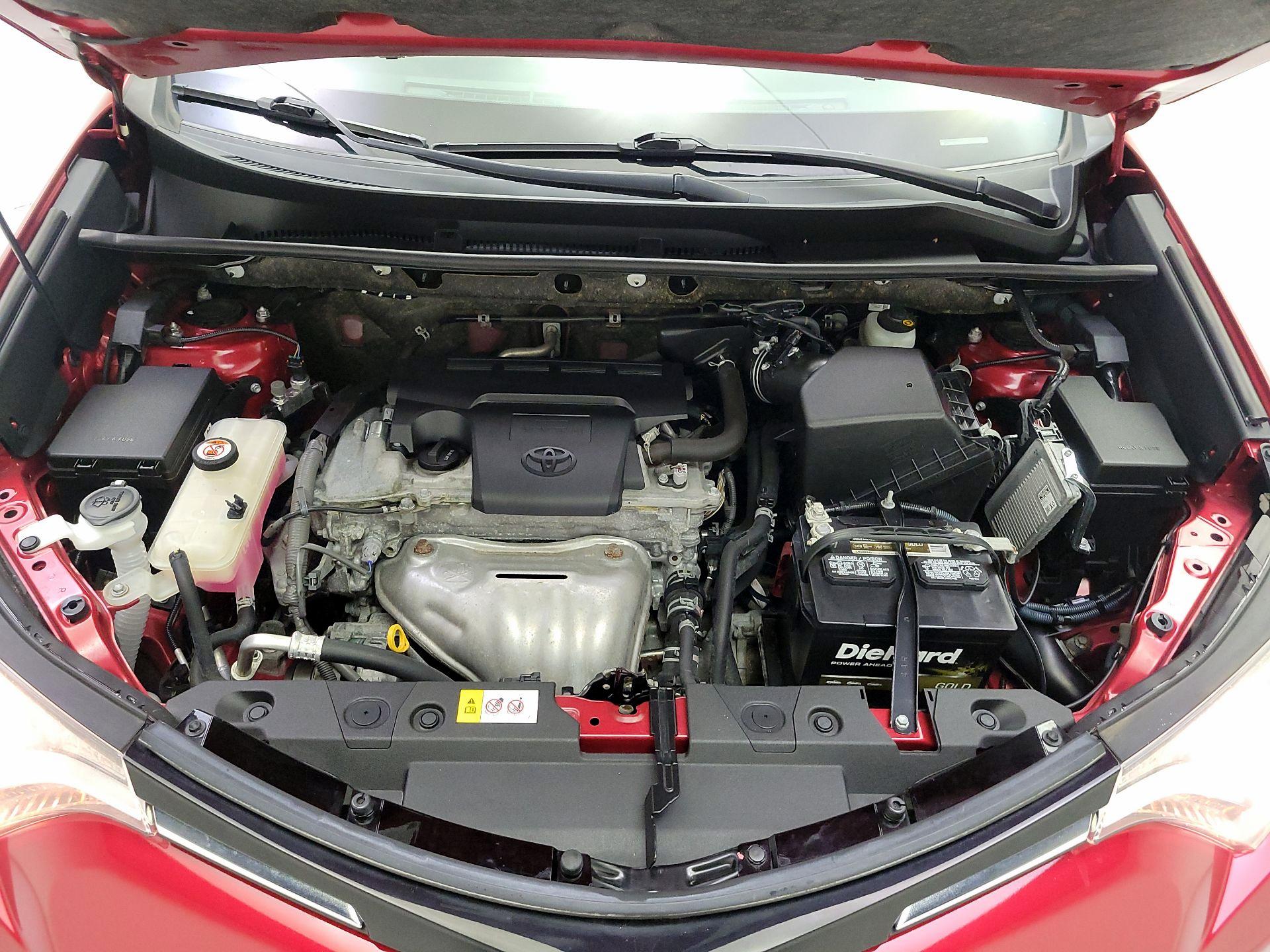 Thumbnail: 2017 Toyota RAV4 - 20